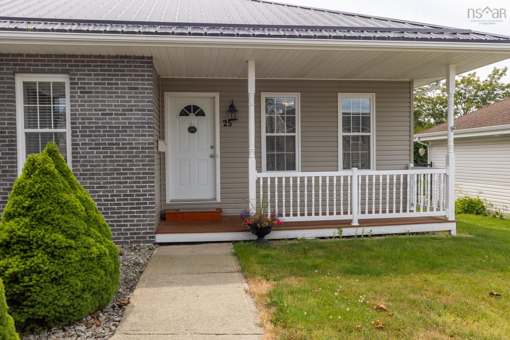 $435,000.00: 25 Breeze Drive, Yarmouth