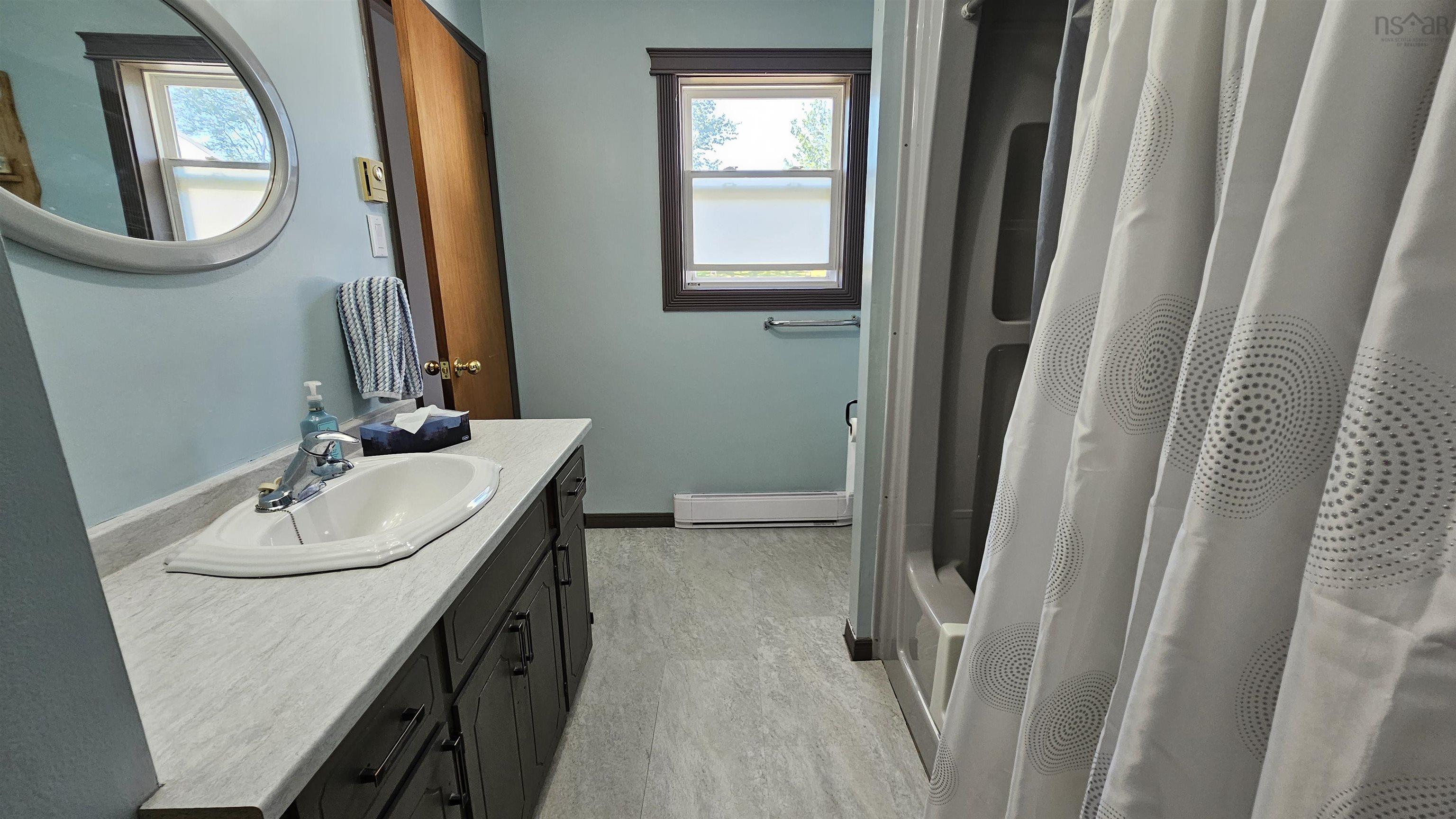 $549,000.00: 1066 Highway 2, Hilden