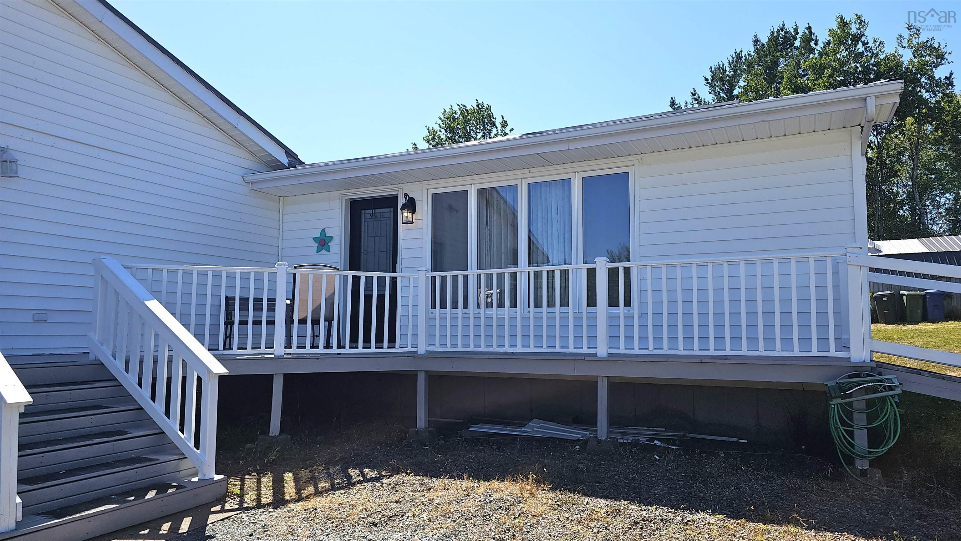 $549,000.00: 1066 Highway 2, Hilden