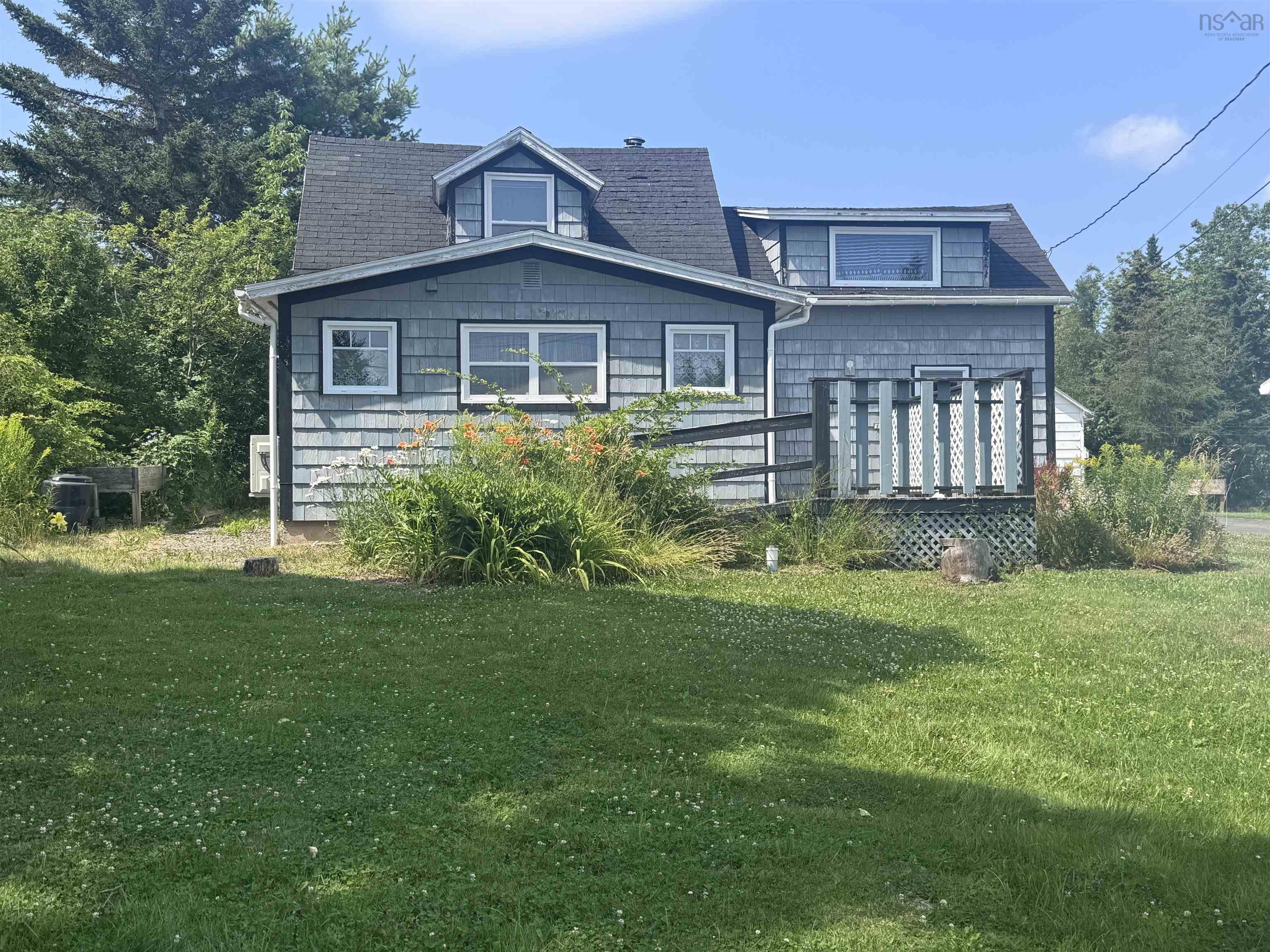 $165,000.00: 10 High Street, Baddeck