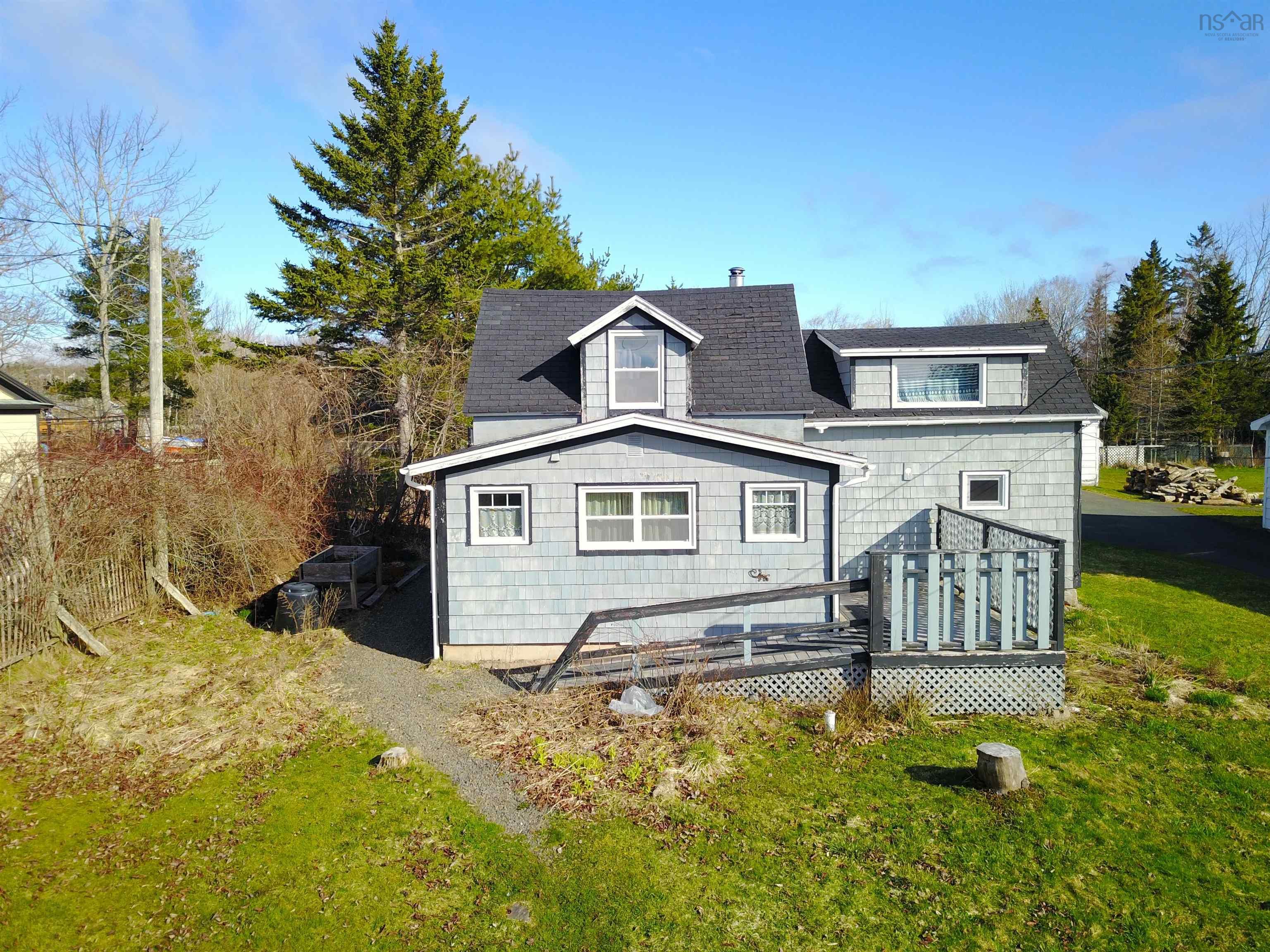 $165,000.00: 10 High Street, Baddeck