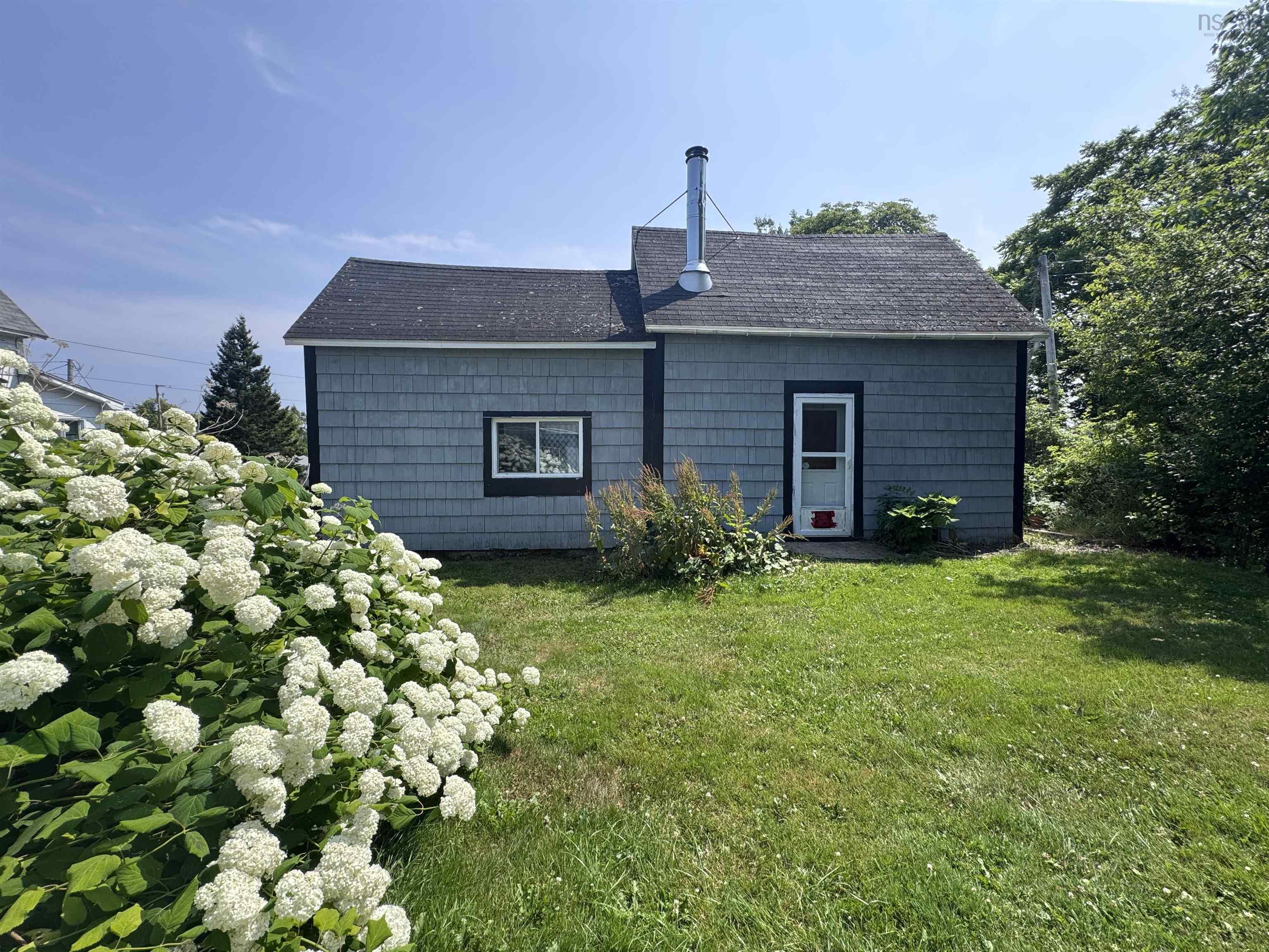 $165,000.00: 10 High Street, Baddeck