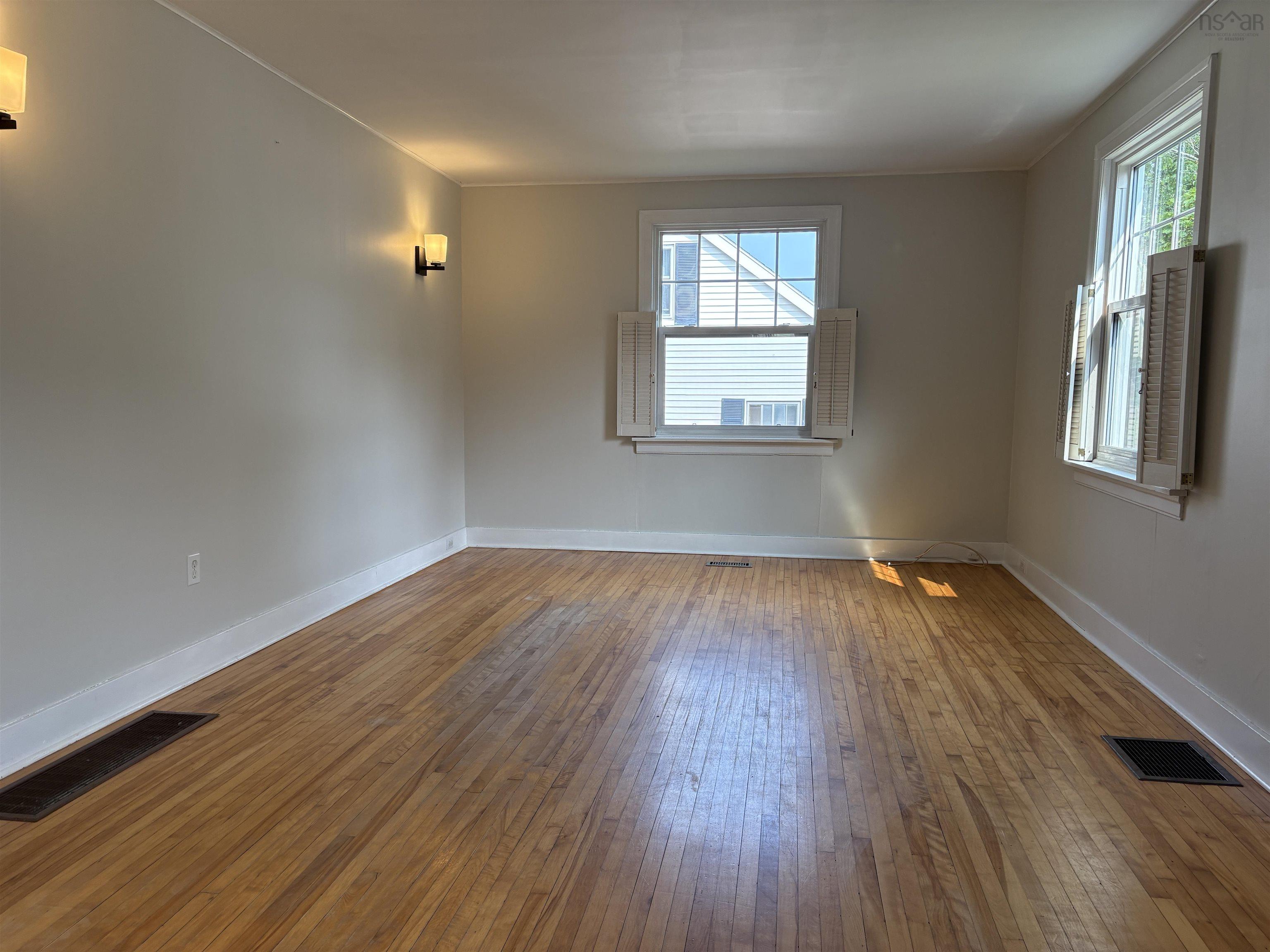 $249,900.00: 34 Belmont Avenue, Stellarton