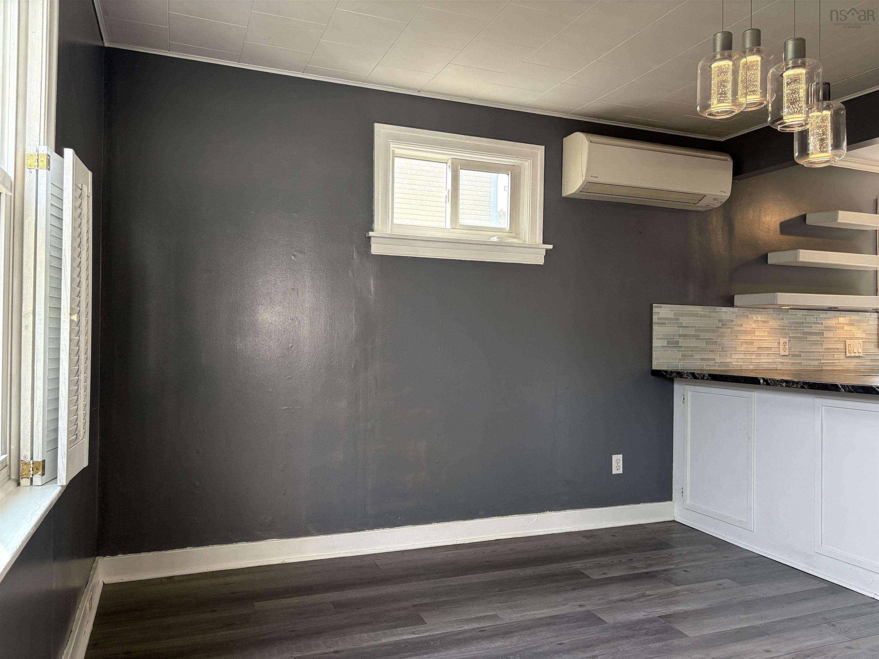 $249,900.00: 34 Belmont Avenue, Stellarton