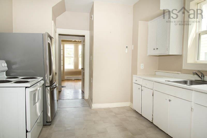 $399,900.00: 296 Main Street, Kentville