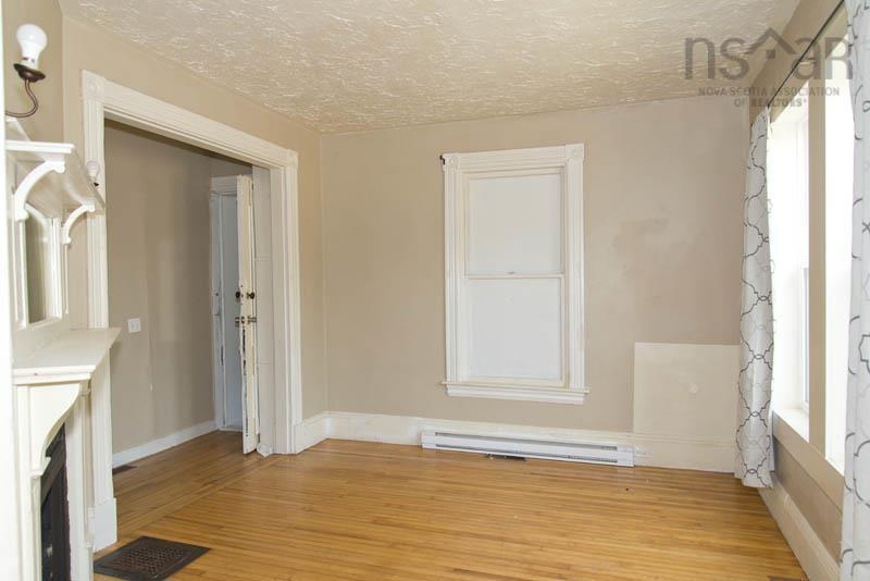 $399,900.00: 296 Main Street, Kentville