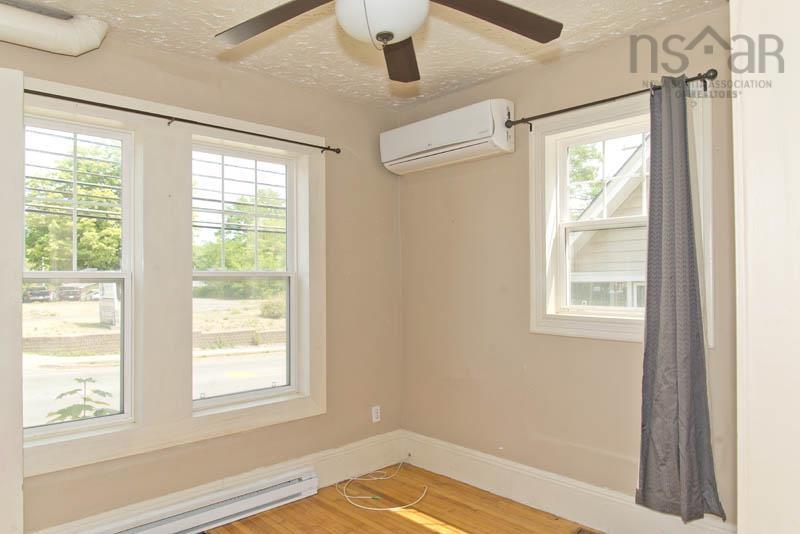 $399,900.00: 296 Main Street, Kentville