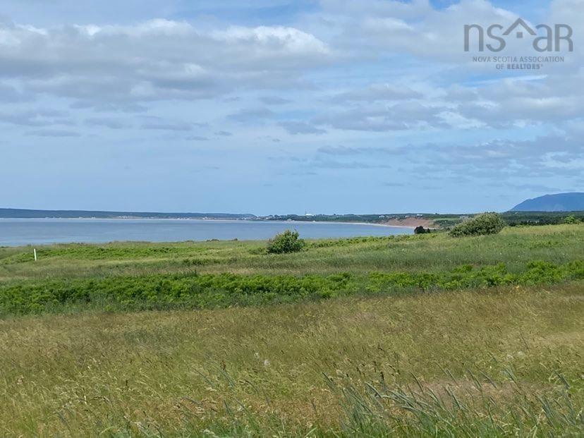 $199,000.00: Cabot Trail, Grand Étang