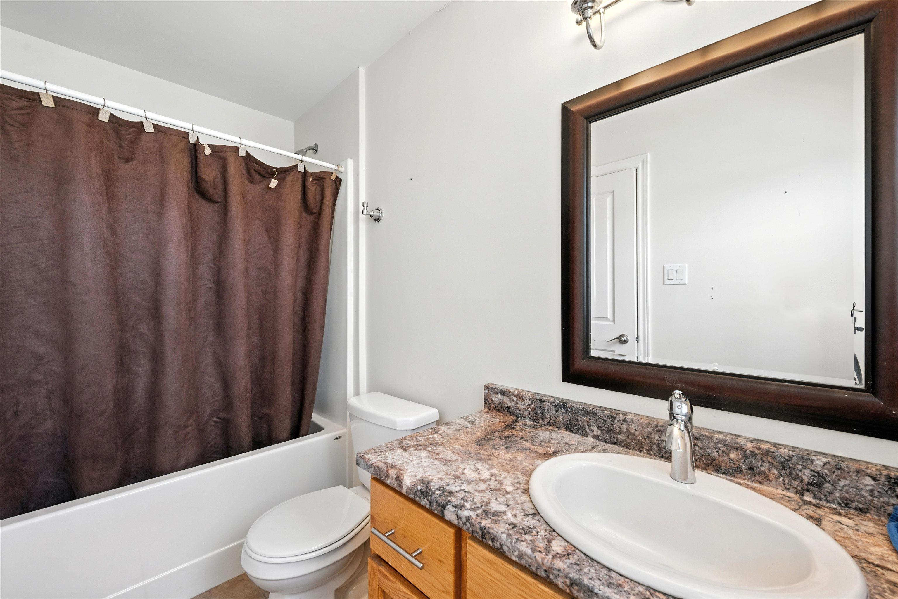 $649,999.00: 69 Alabaster Way, Halifax