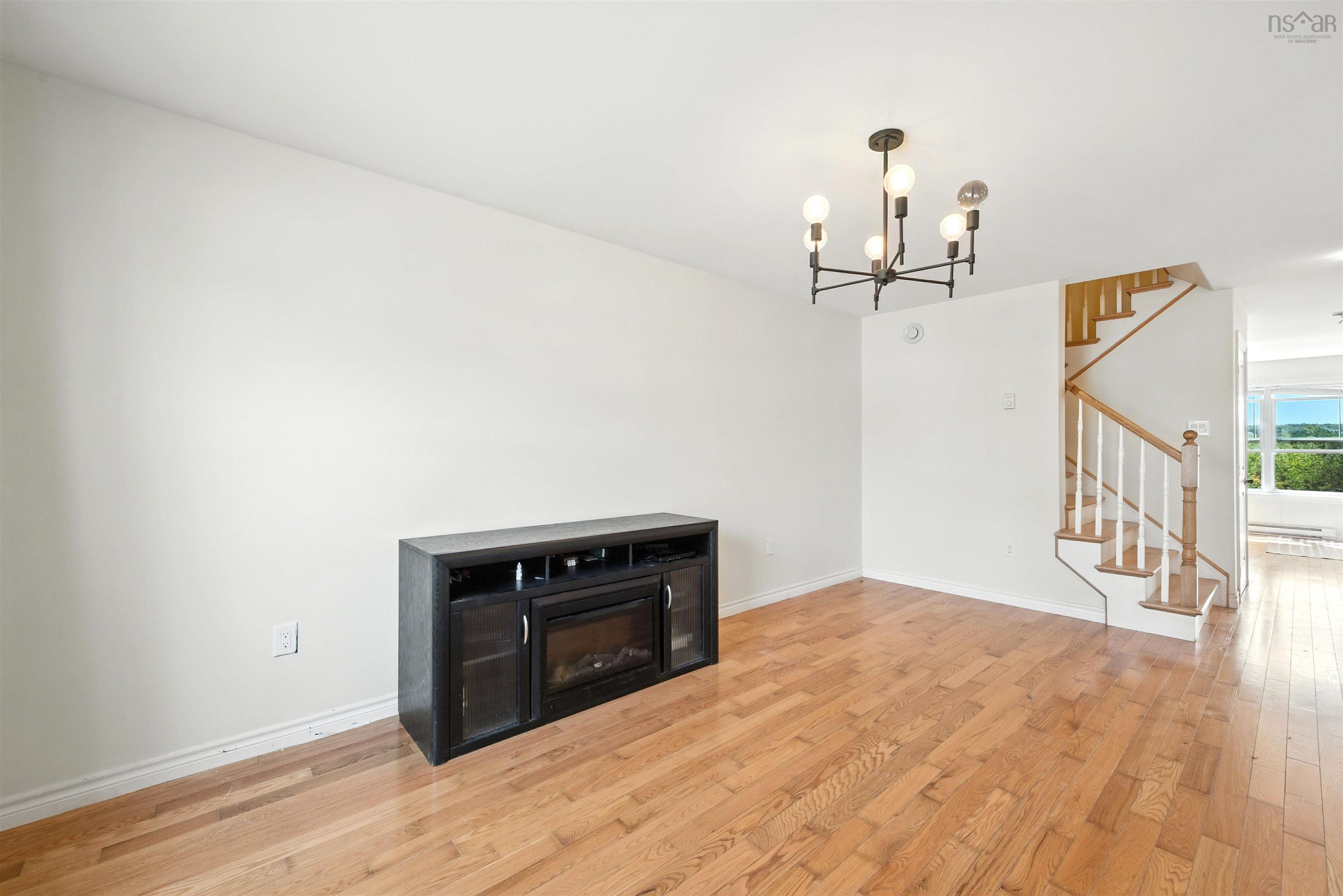 $649,999.00: 69 Alabaster Way, Halifax