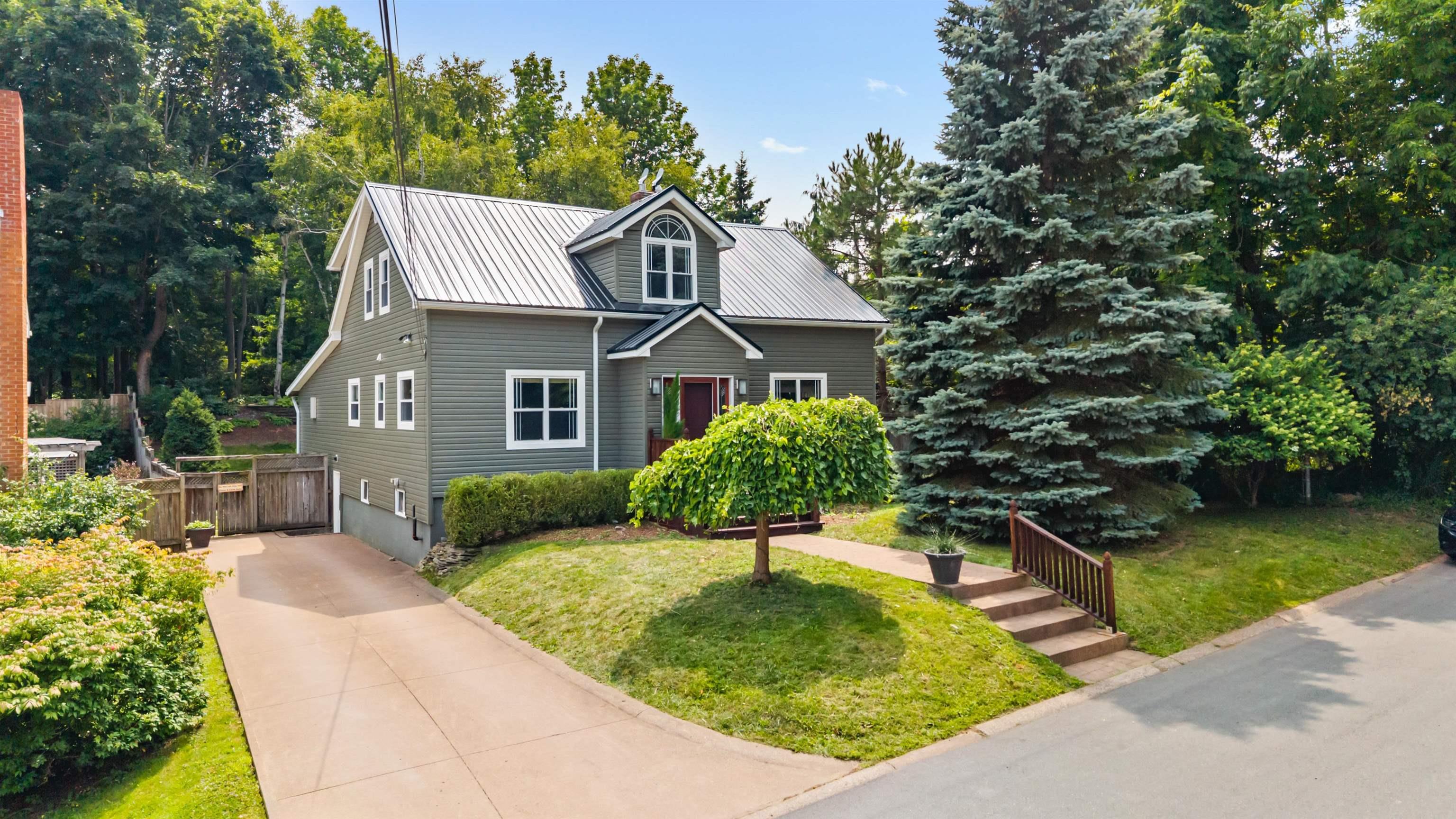 $797,777.00: 93 Elm Street, New Glasgow