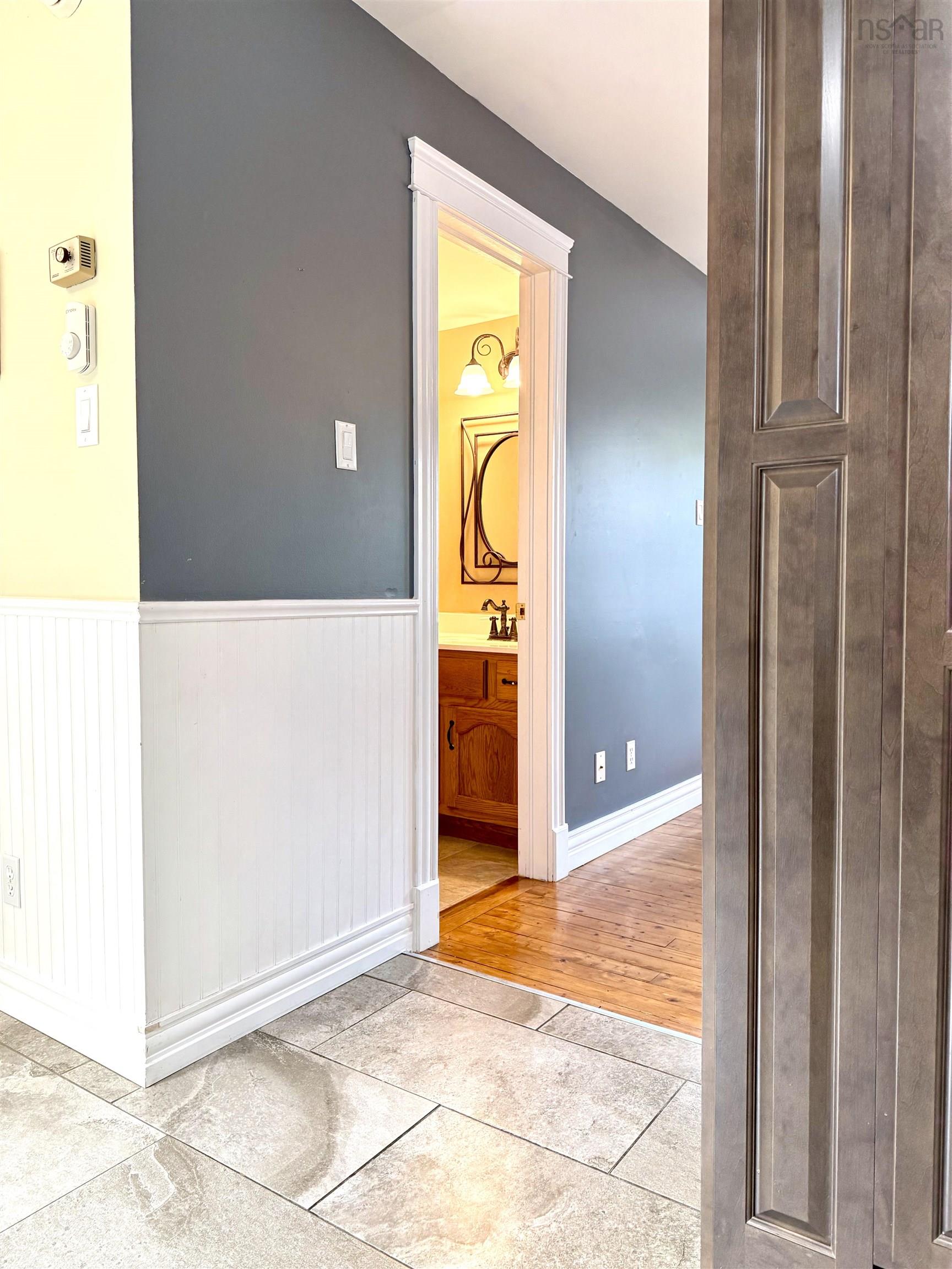 $379,900.00: 2 Abbey Road, Amherst