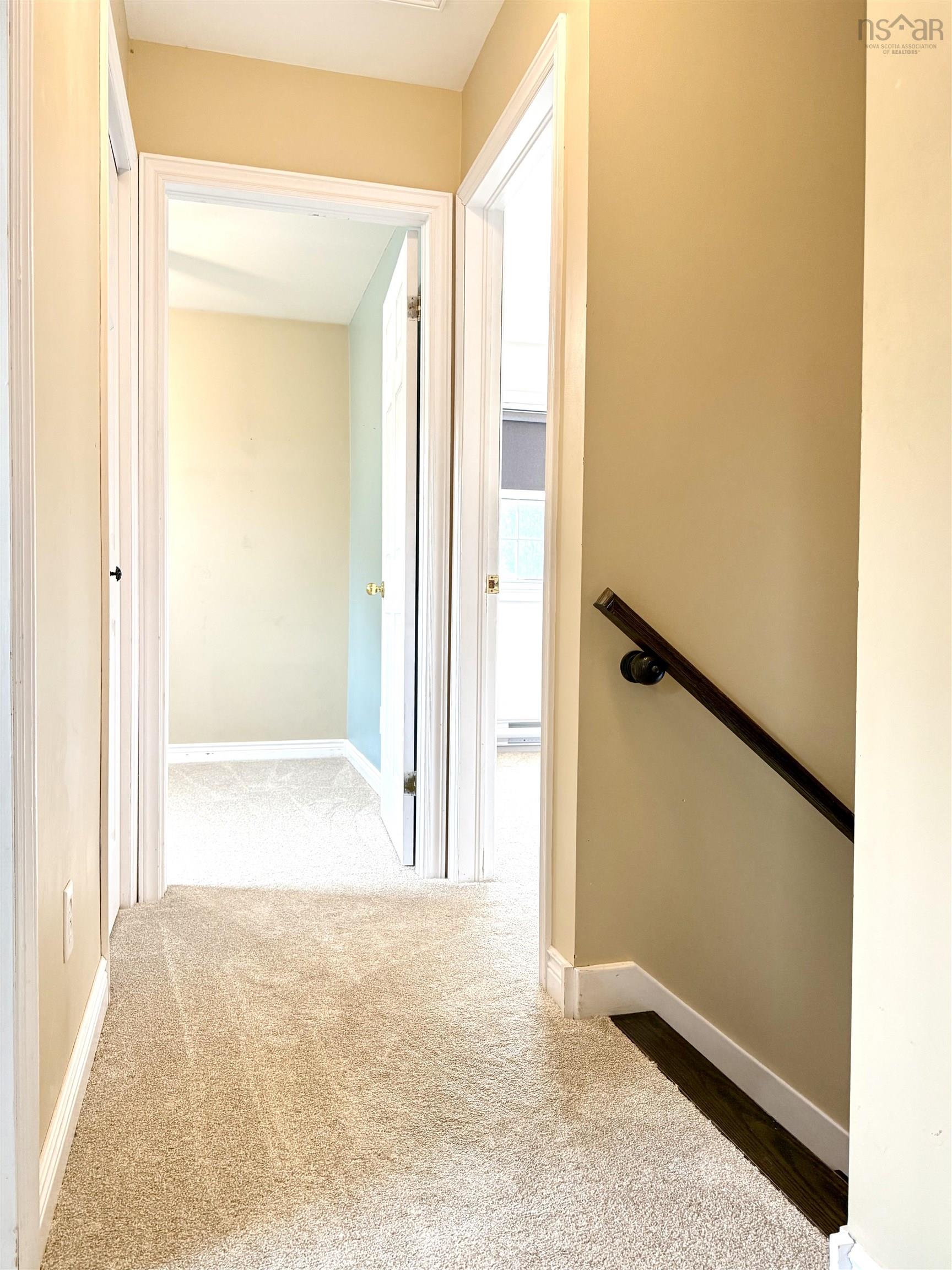 $379,900.00: 2 Abbey Road, Amherst