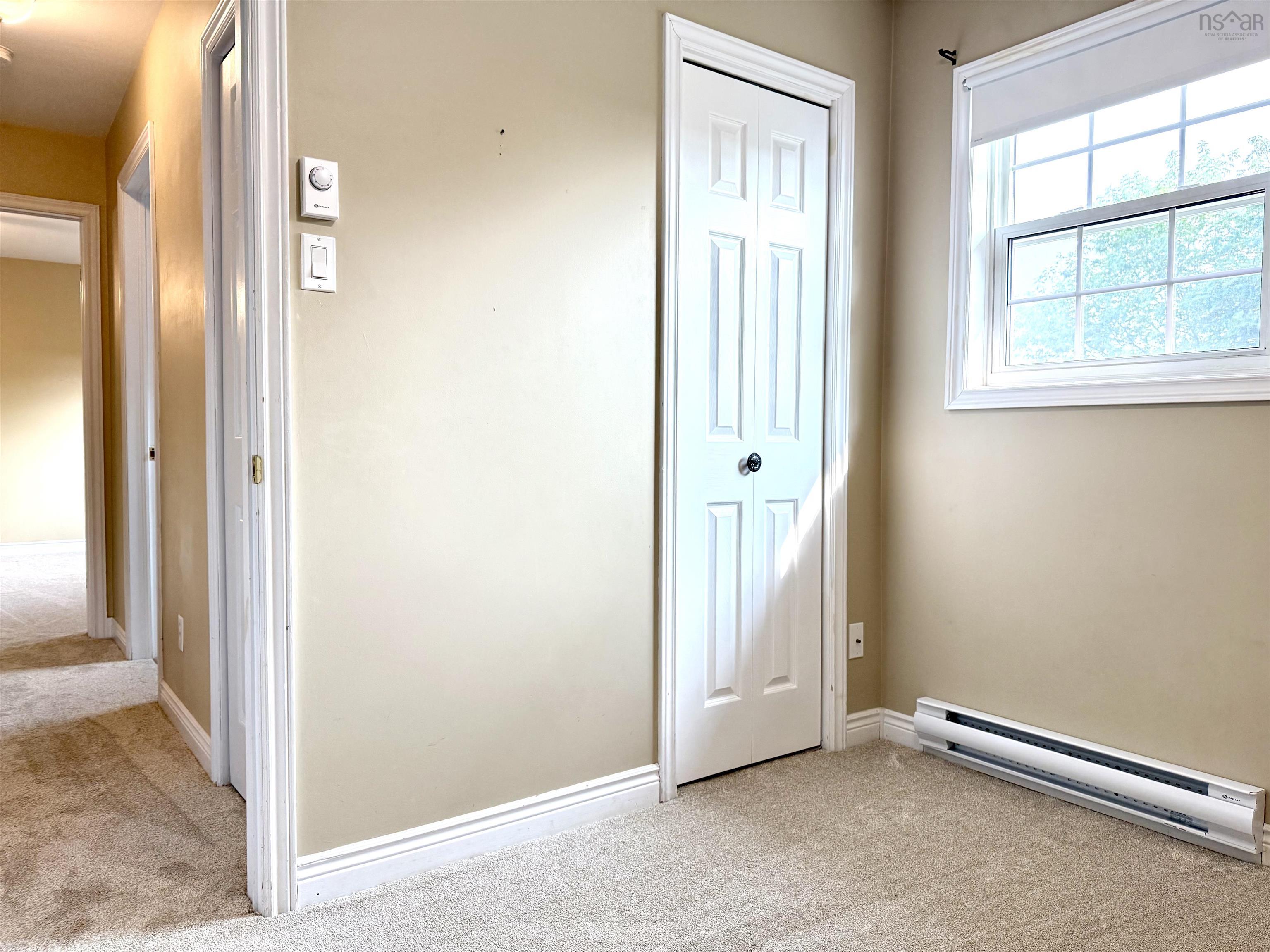 $379,900.00: 2 Abbey Road, Amherst