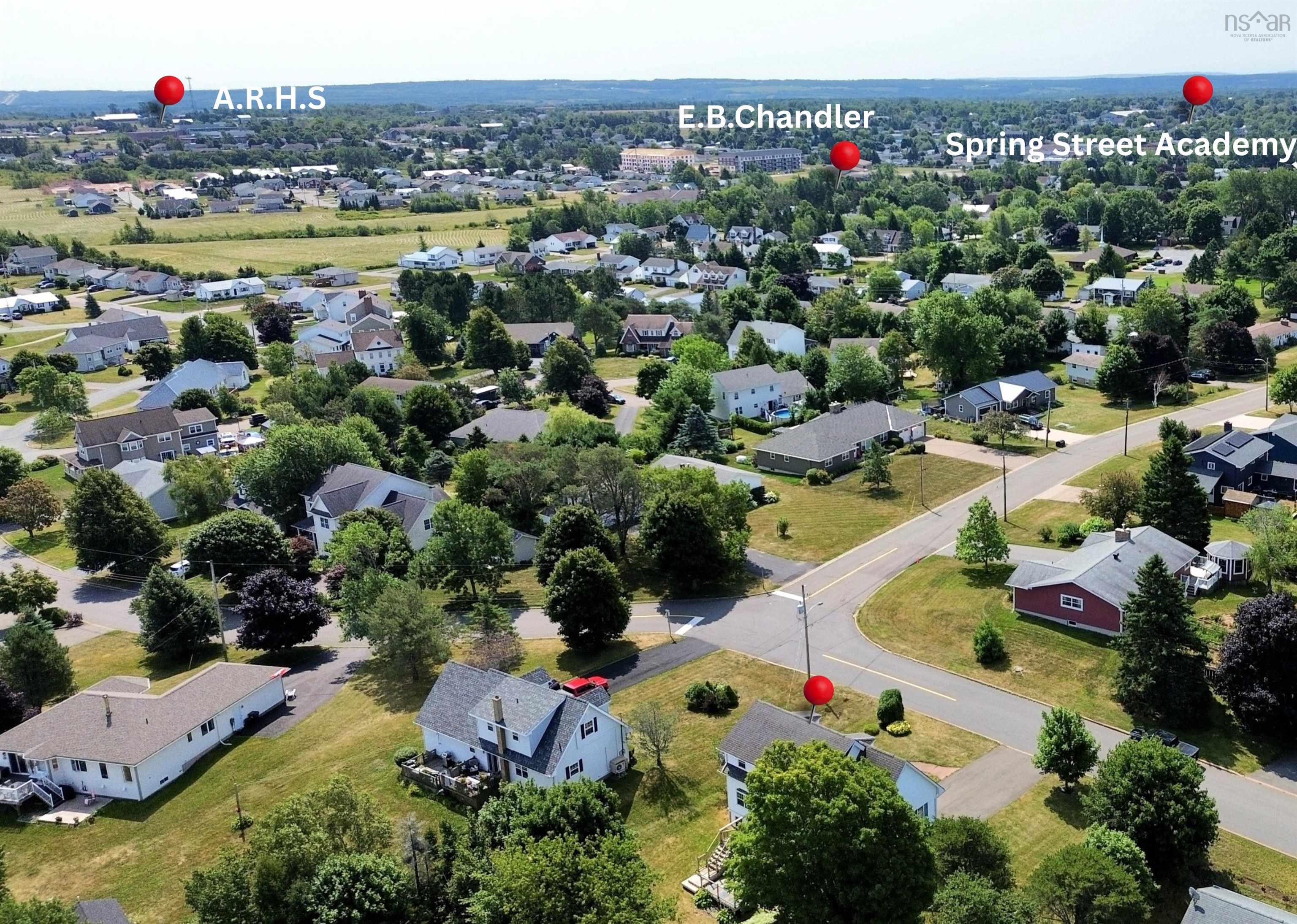 $379,900.00: 2 Abbey Road, Amherst