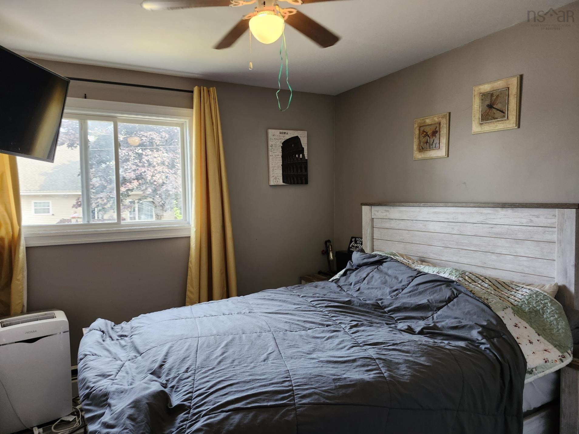 $450,000.00: 126 Aspen Crescent, Lower Sackville