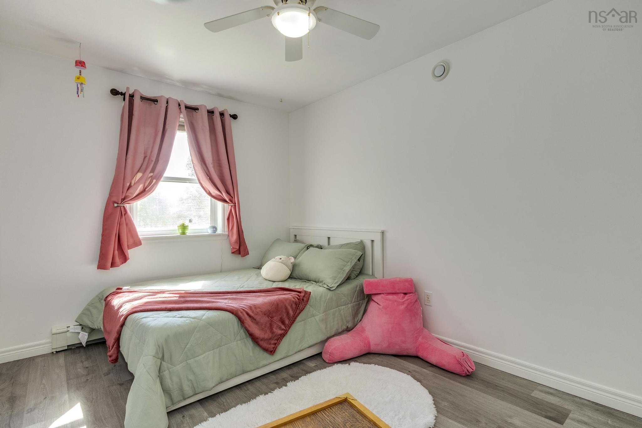 $575,000.00: 57 MacMillan Drive, Enfield