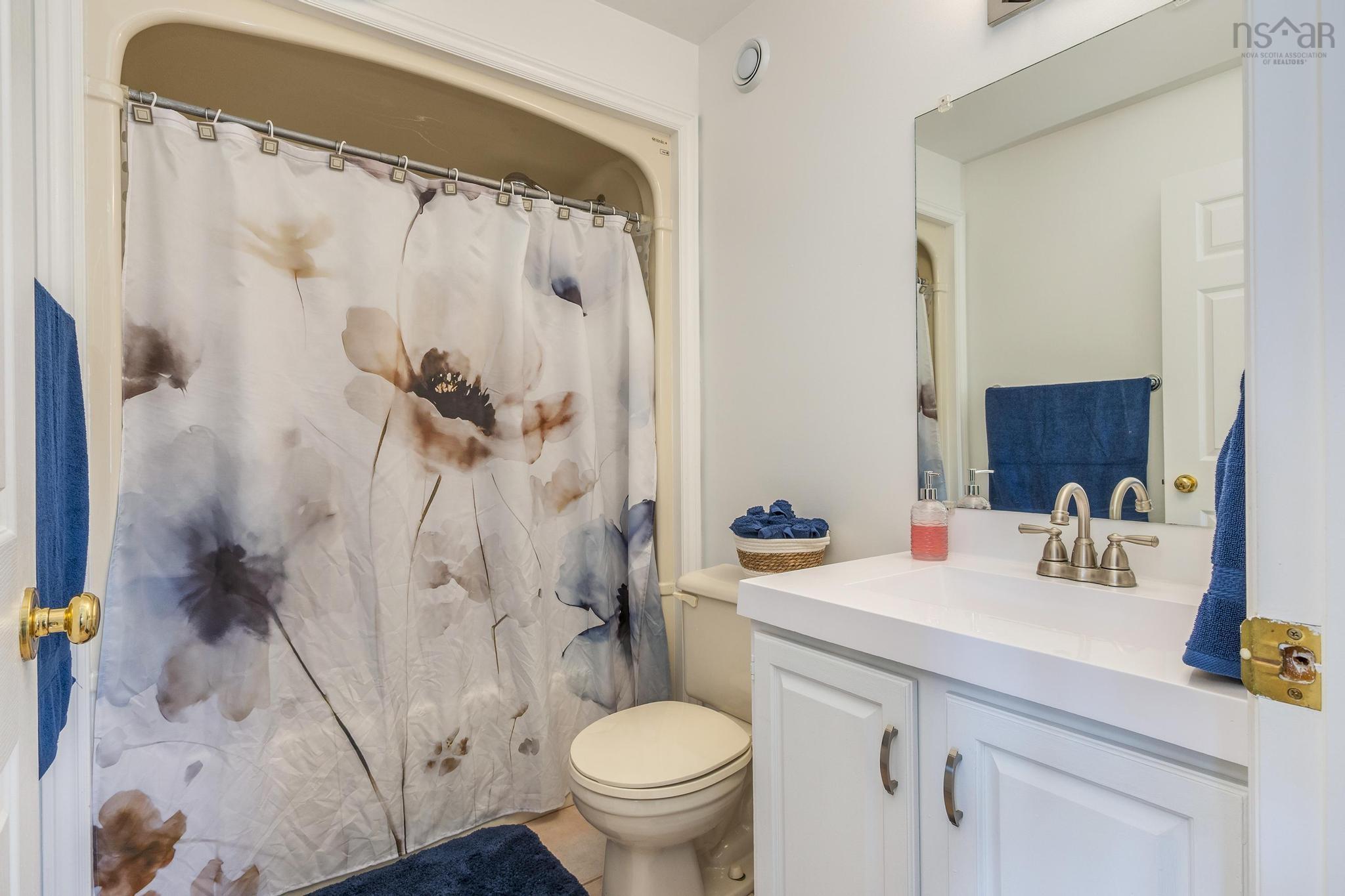 $575,000.00: 57 MacMillan Drive, Enfield