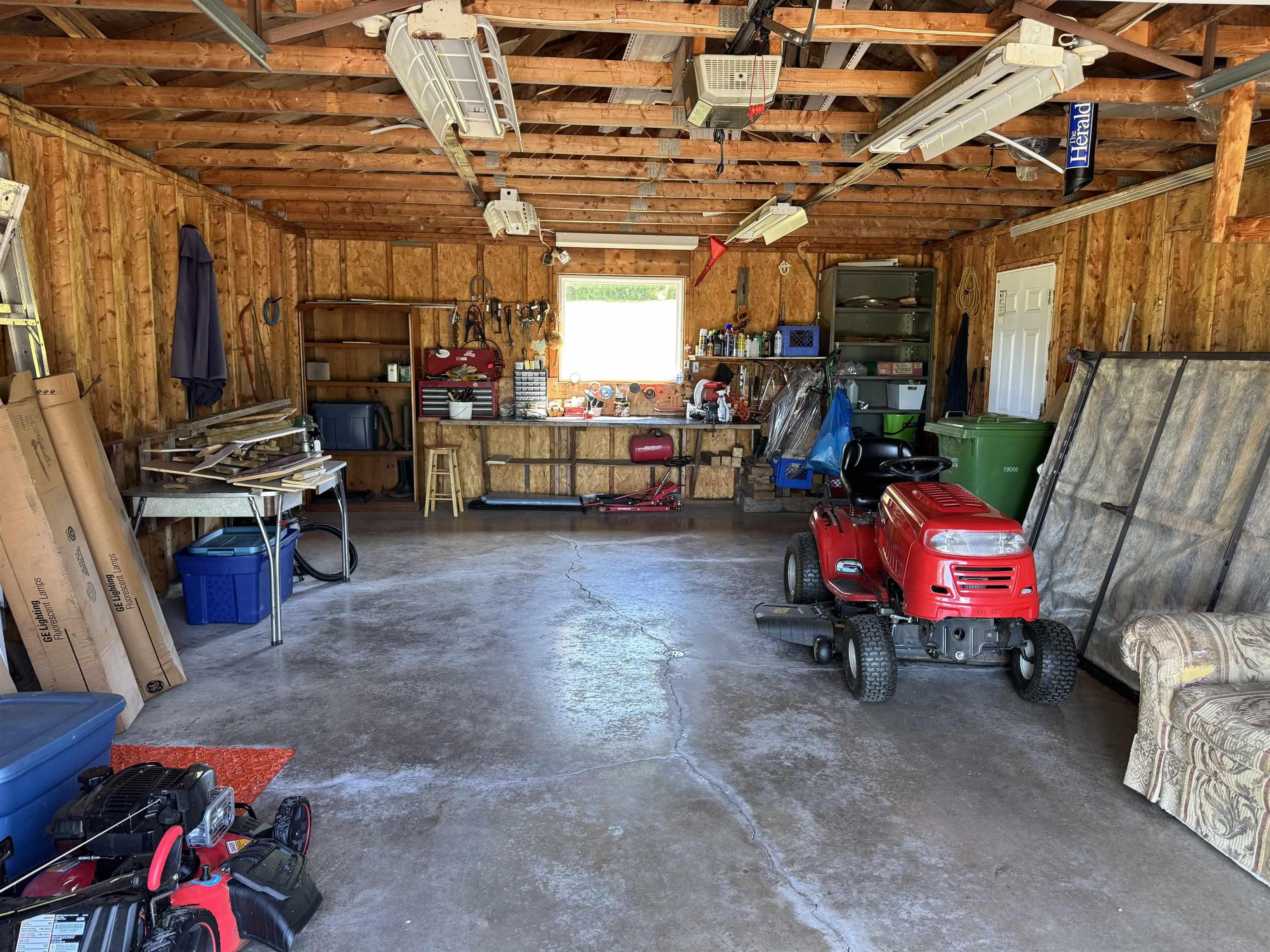 $349,900.00: 40 Sharmac Drive, Maclellan