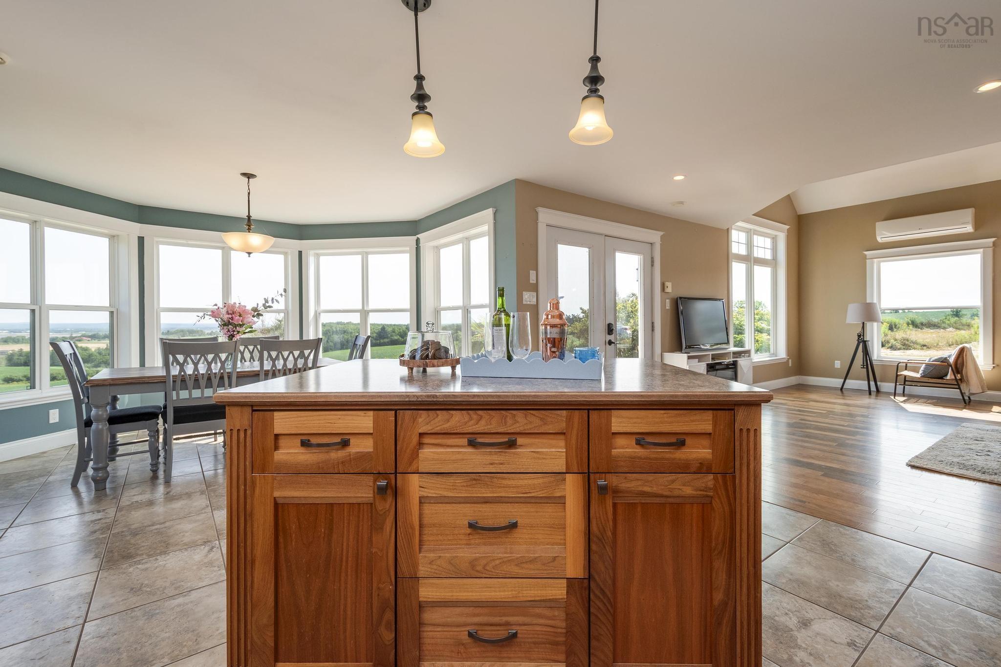 $499,900.00: 767 Black Rock Road, Clifton