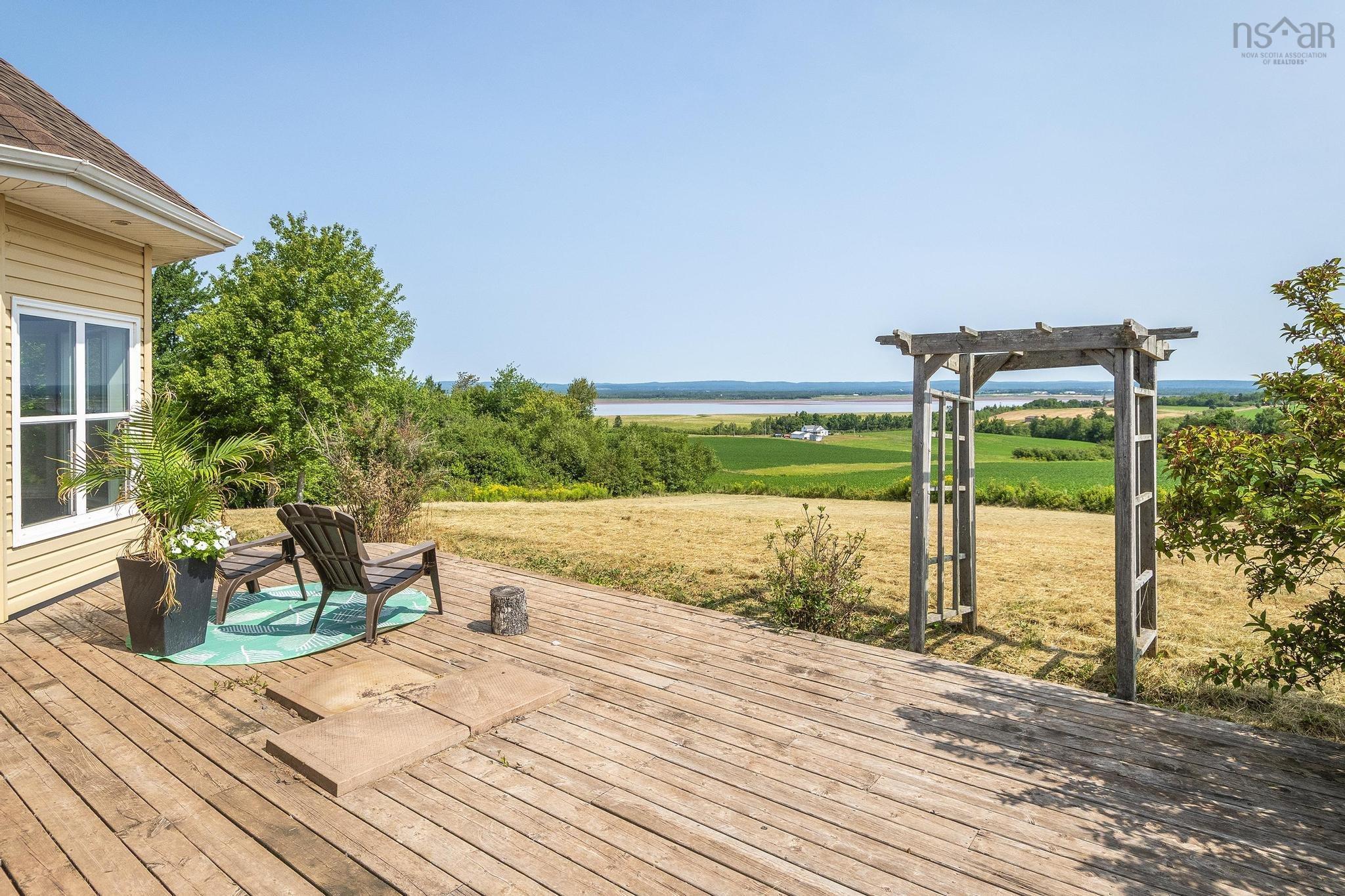 $499,900.00: 767 Black Rock Road, Clifton