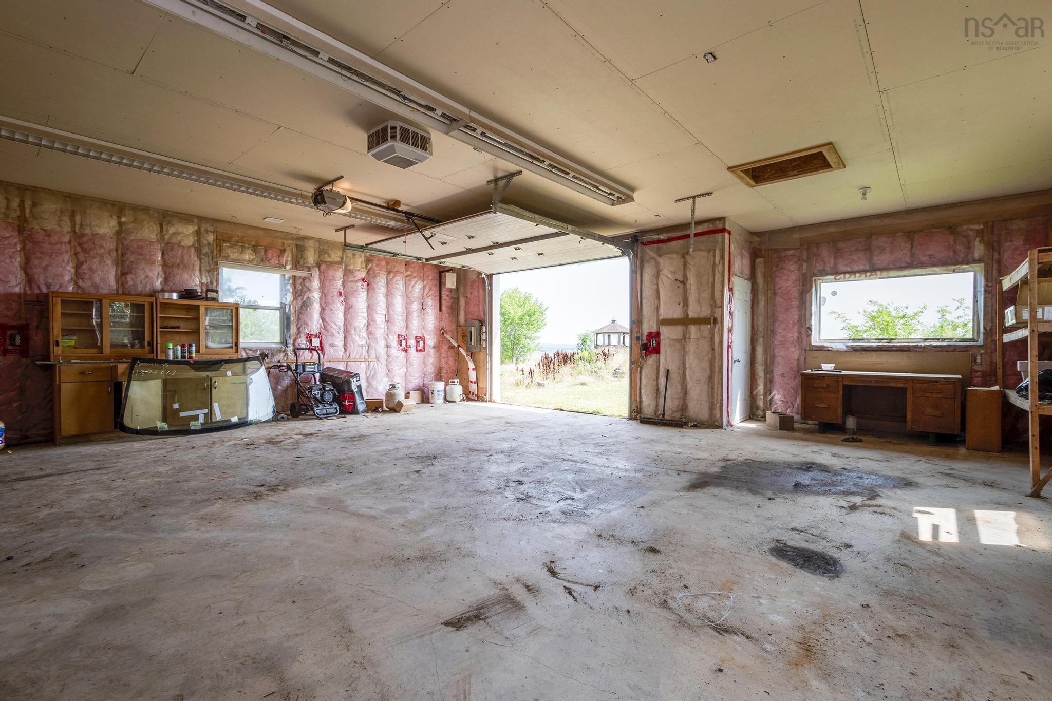 $499,900.00: 767 Black Rock Road, Clifton