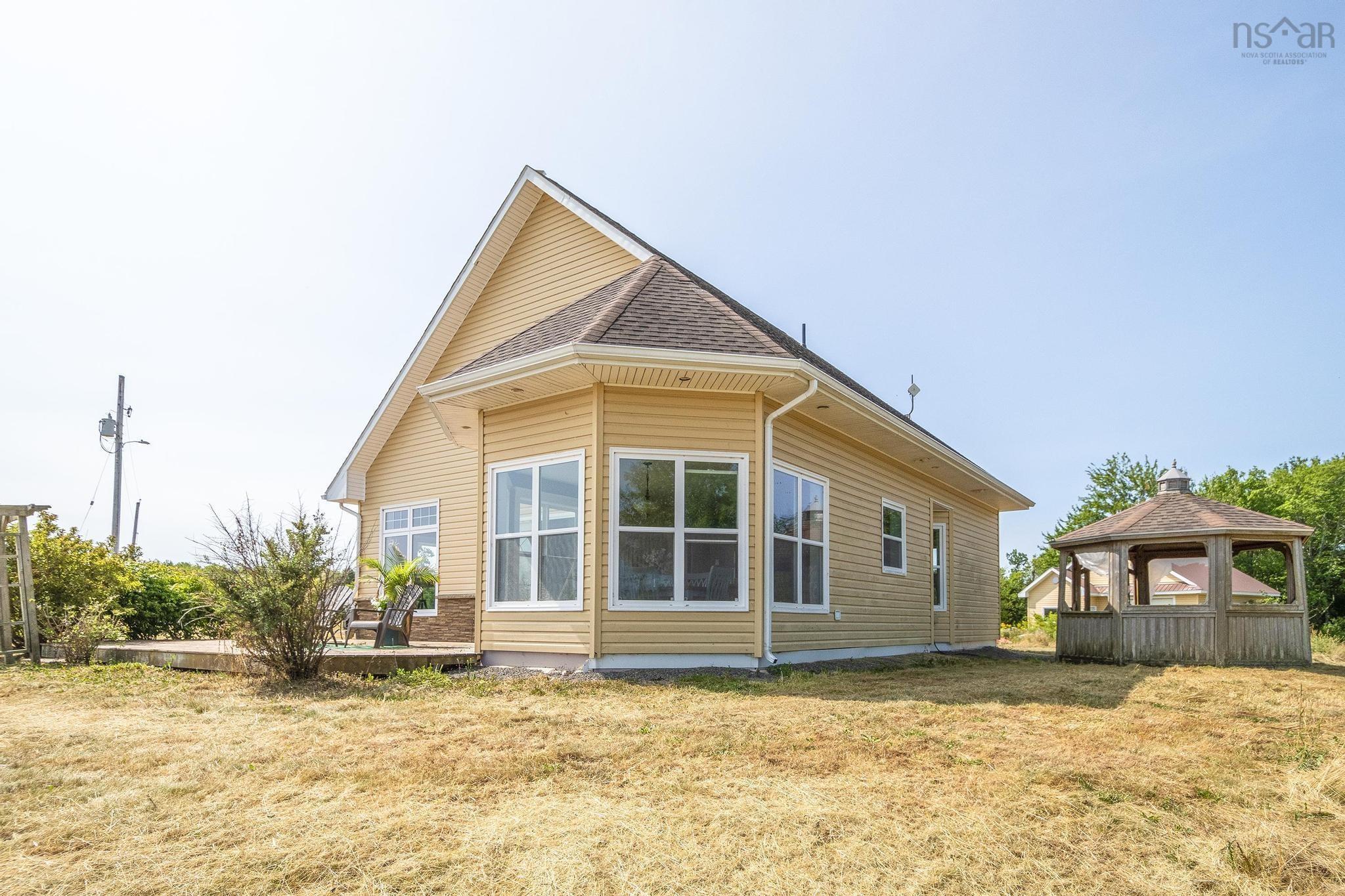 $499,900.00: 767 Black Rock Road, Clifton