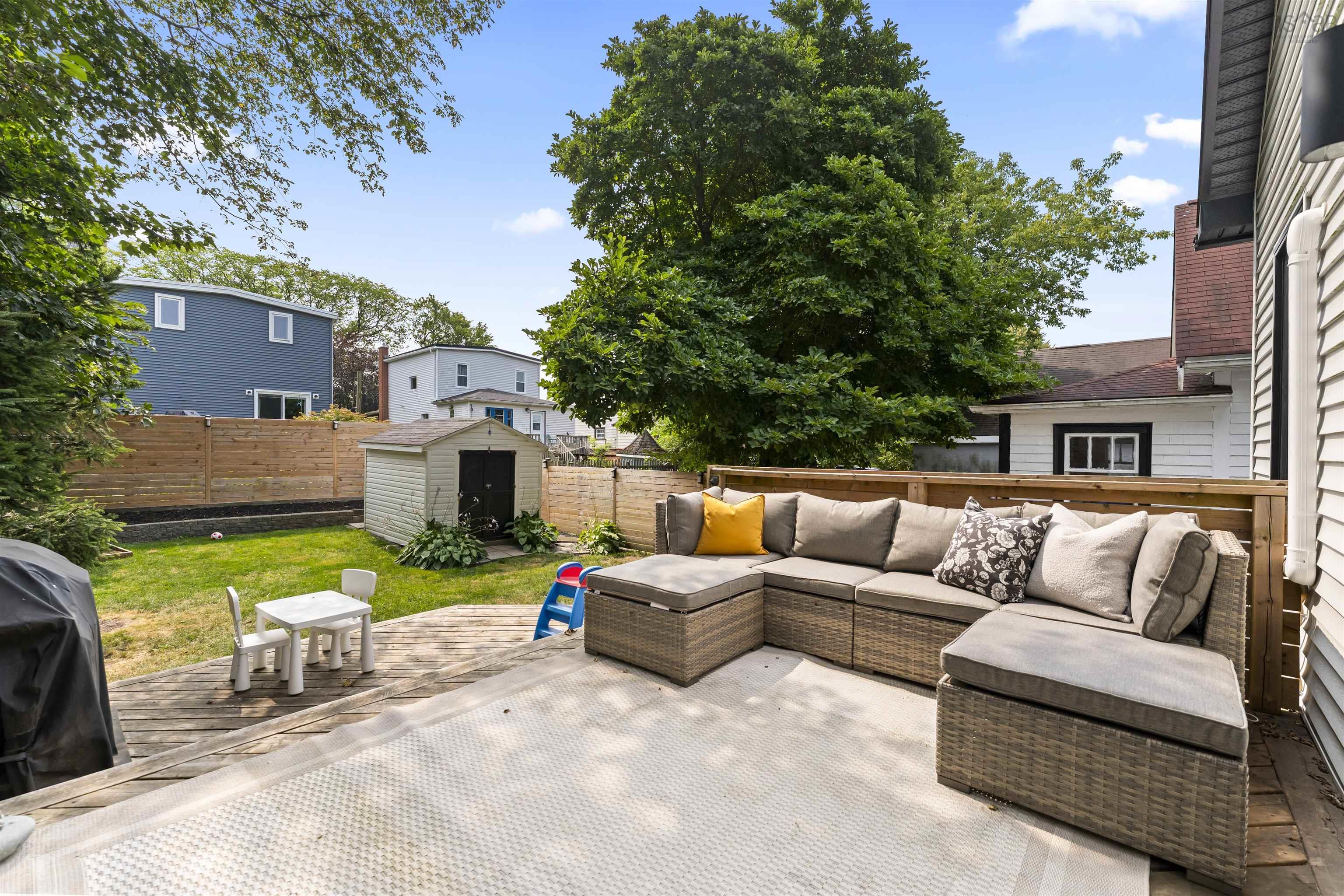 $559,900.00: 11 Brookside Avenue, Dartmouth