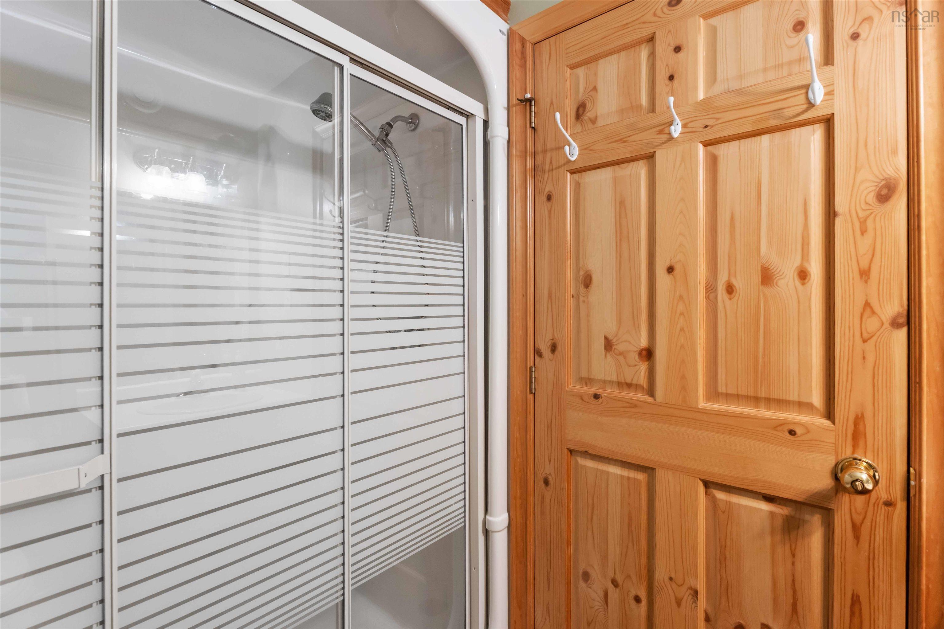 $469,000.00: 885 Fort Point Road, Ashmore