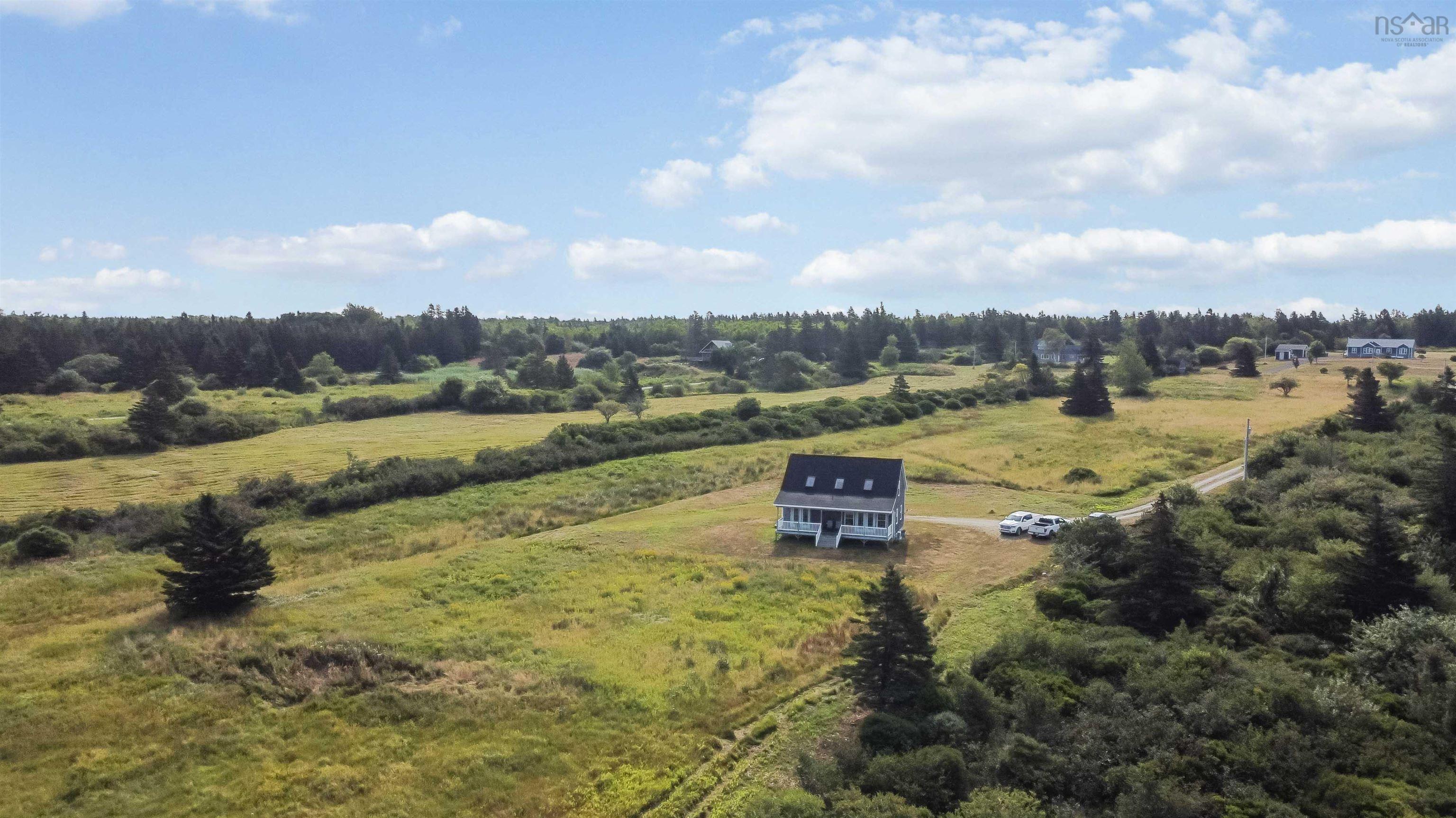 $469,000.00: 885 Fort Point Road, Ashmore