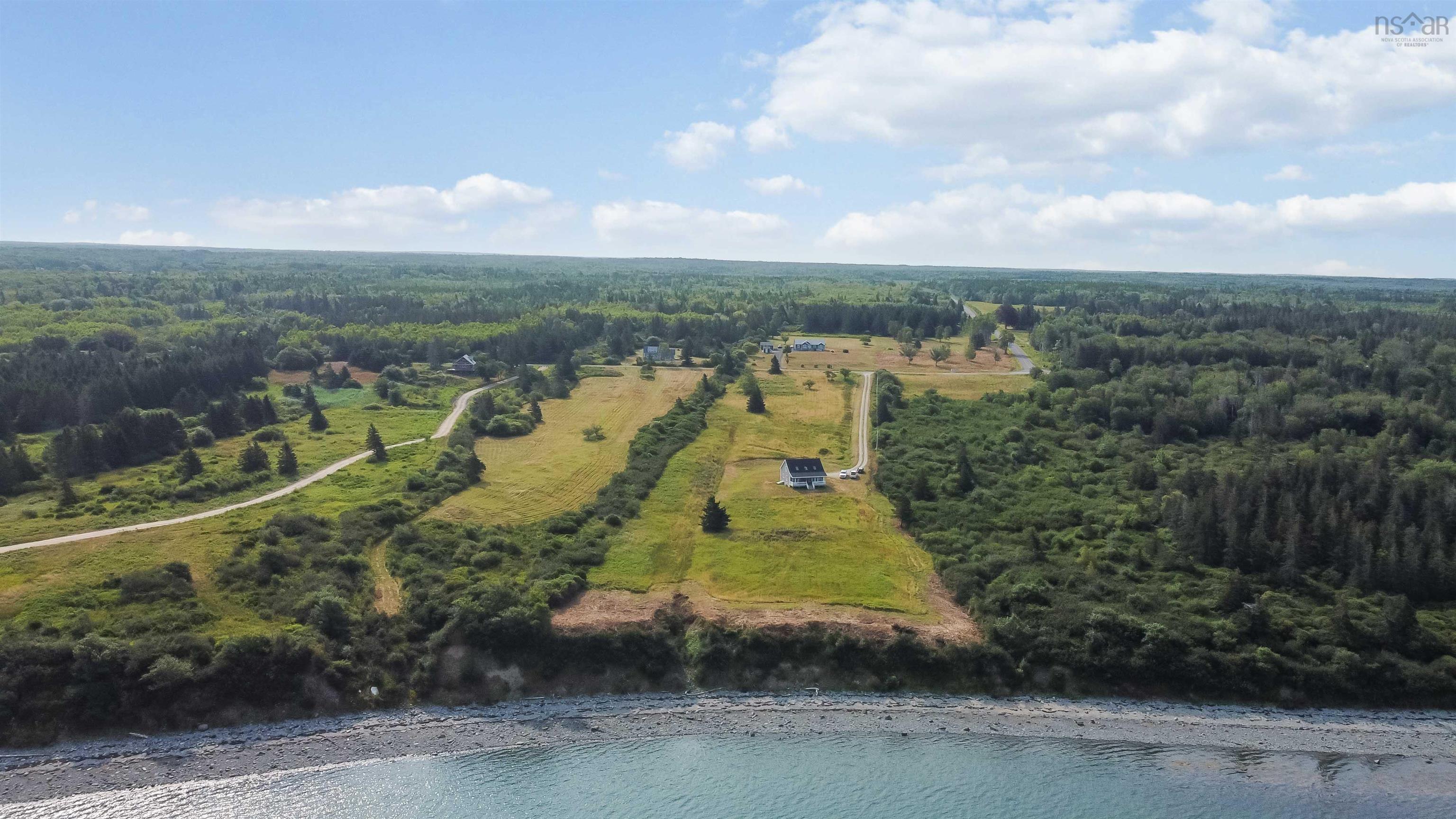 $469,000.00: 885 Fort Point Road, Ashmore