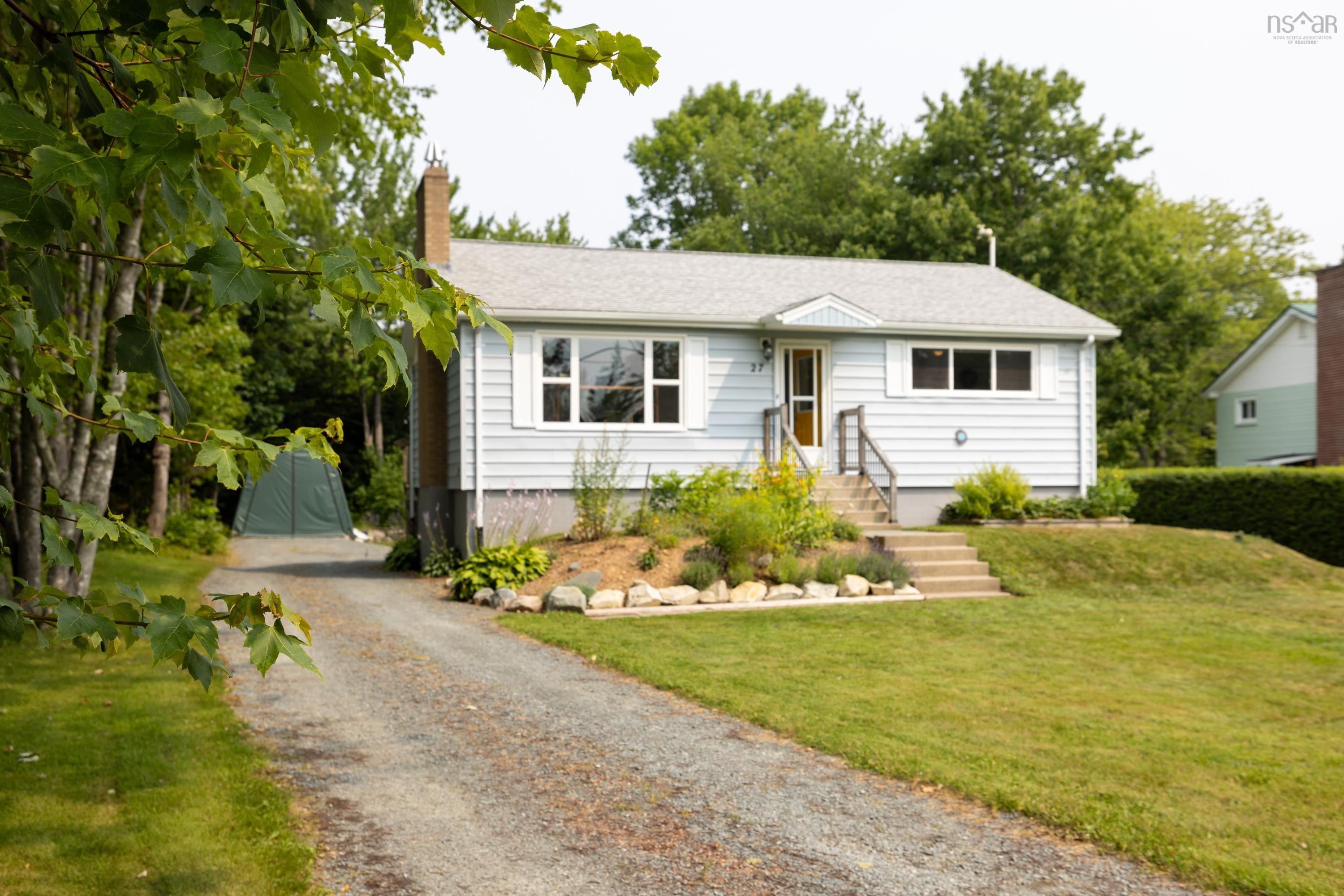 27 Greenvale Crescent, Dartmouth, NS (MLS® 202520209)