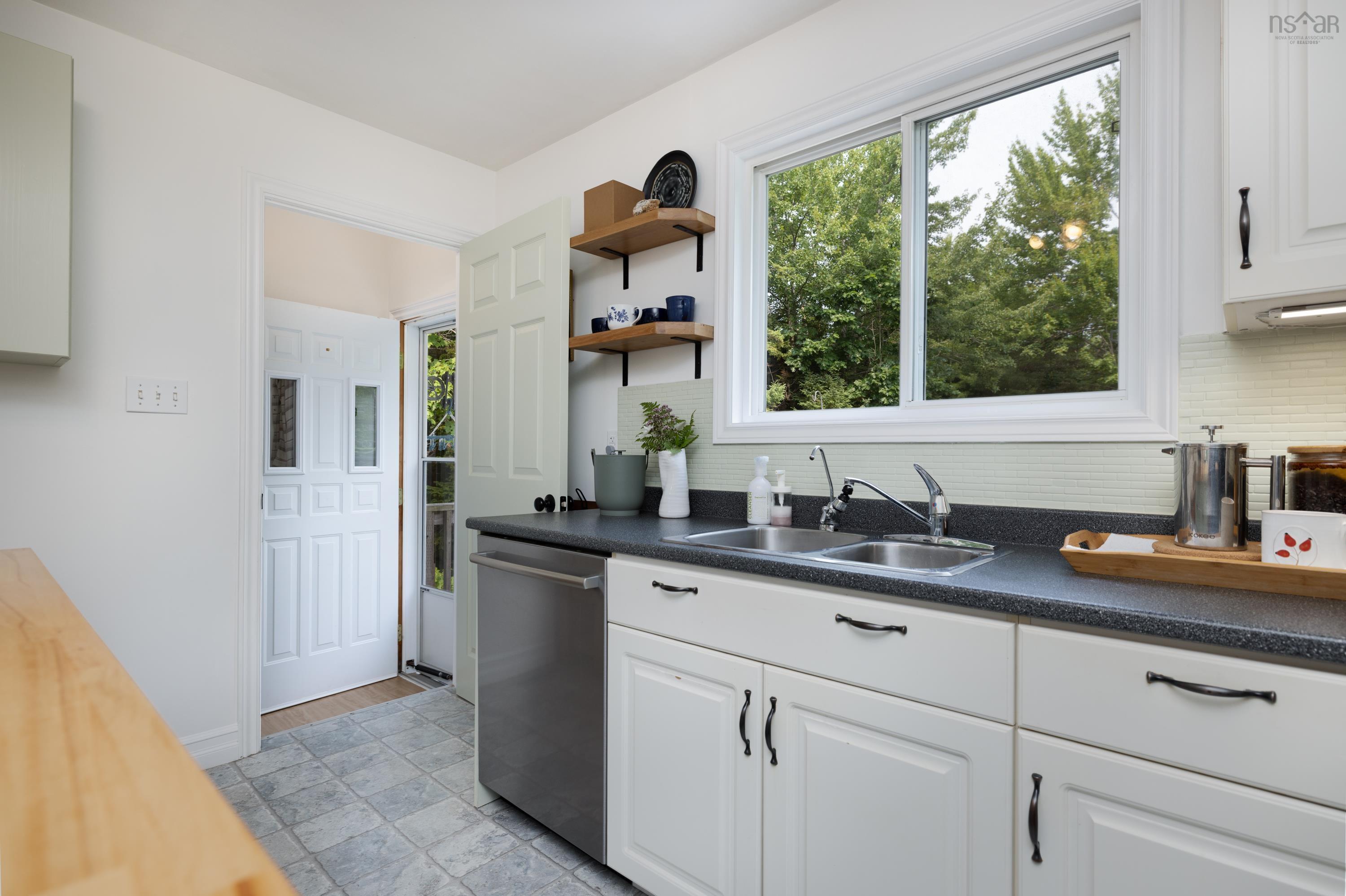 $449,900.00: 27 Greenvale Crescent, Dartmouth