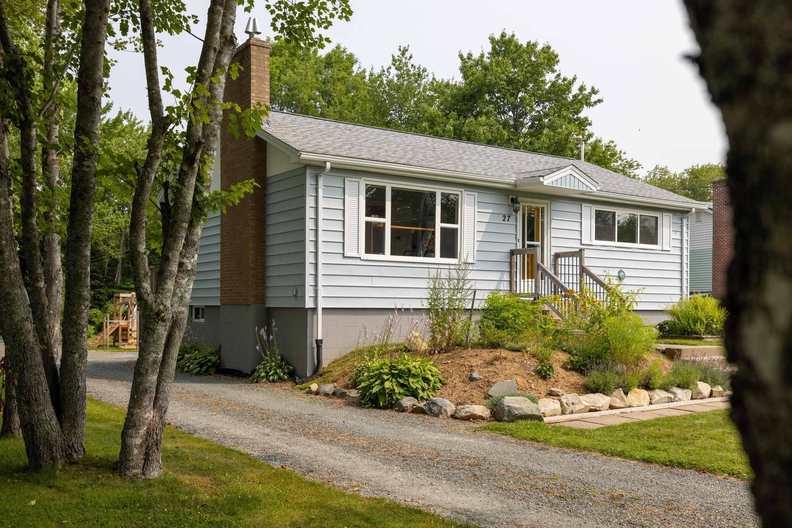 $449,900.00: 27 Greenvale Crescent, Dartmouth