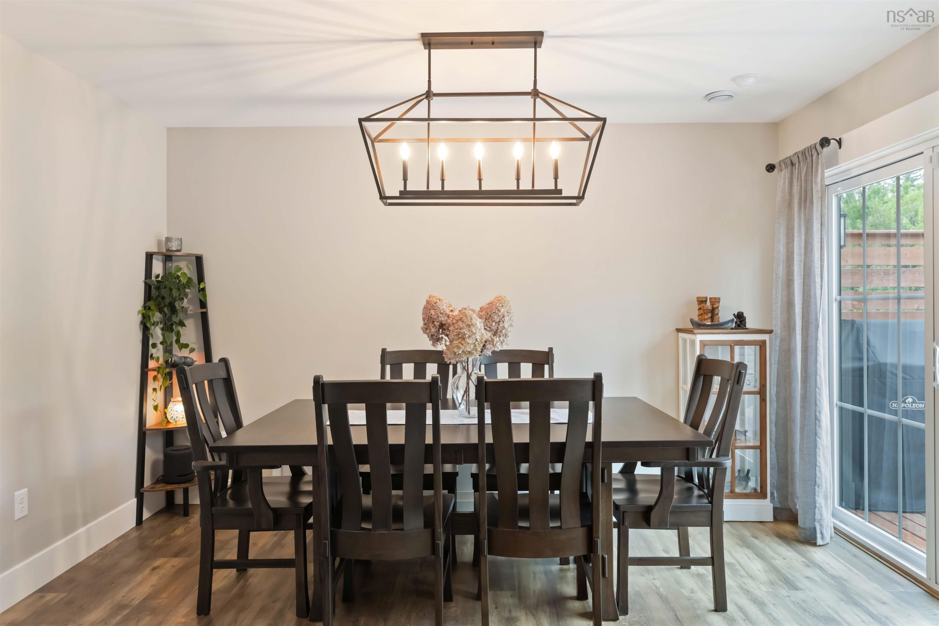 $649,900.00: 472 Alexander Mackenzie Road, South Farmington