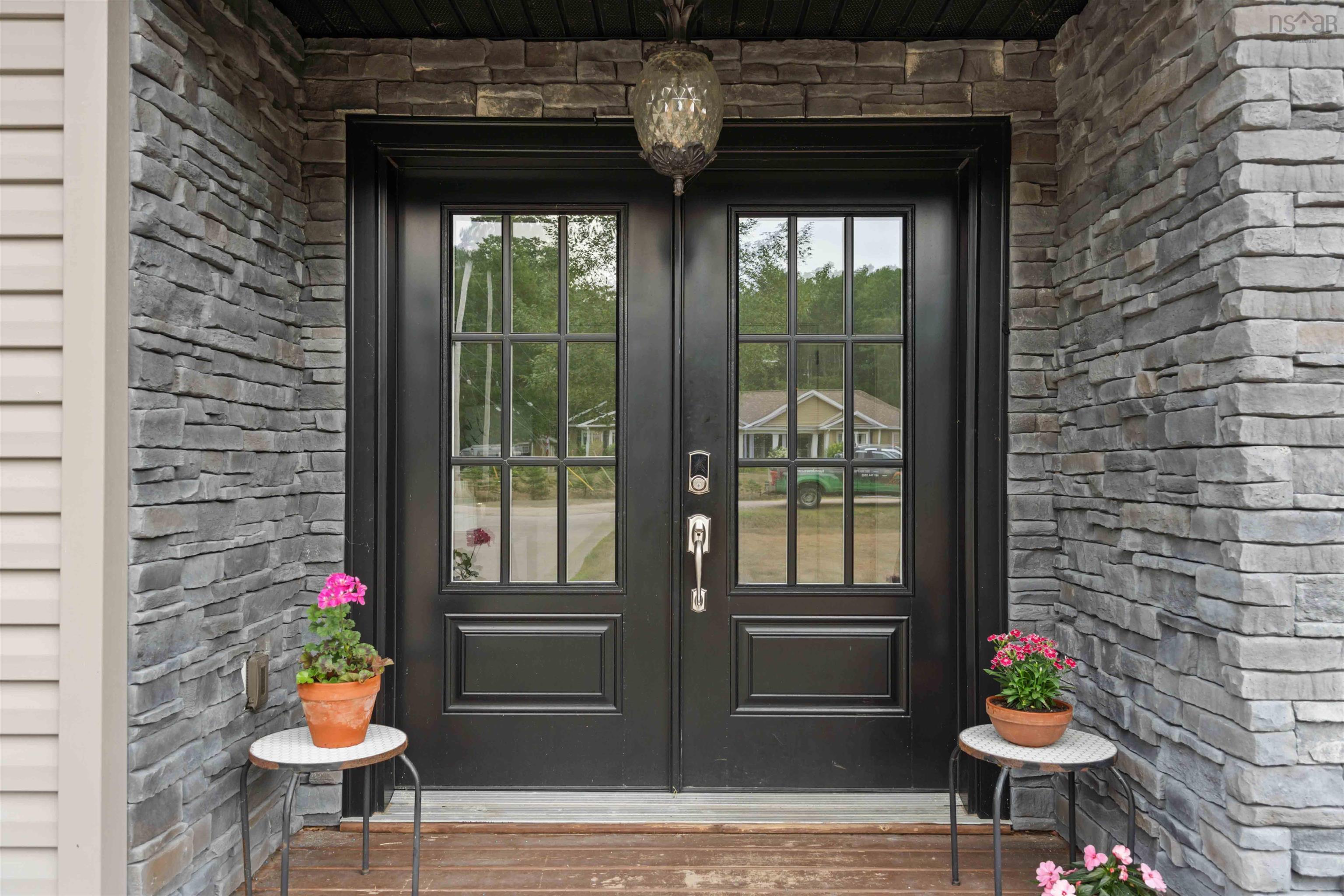 $649,900.00: 472 Alexander Mackenzie Road, South Farmington