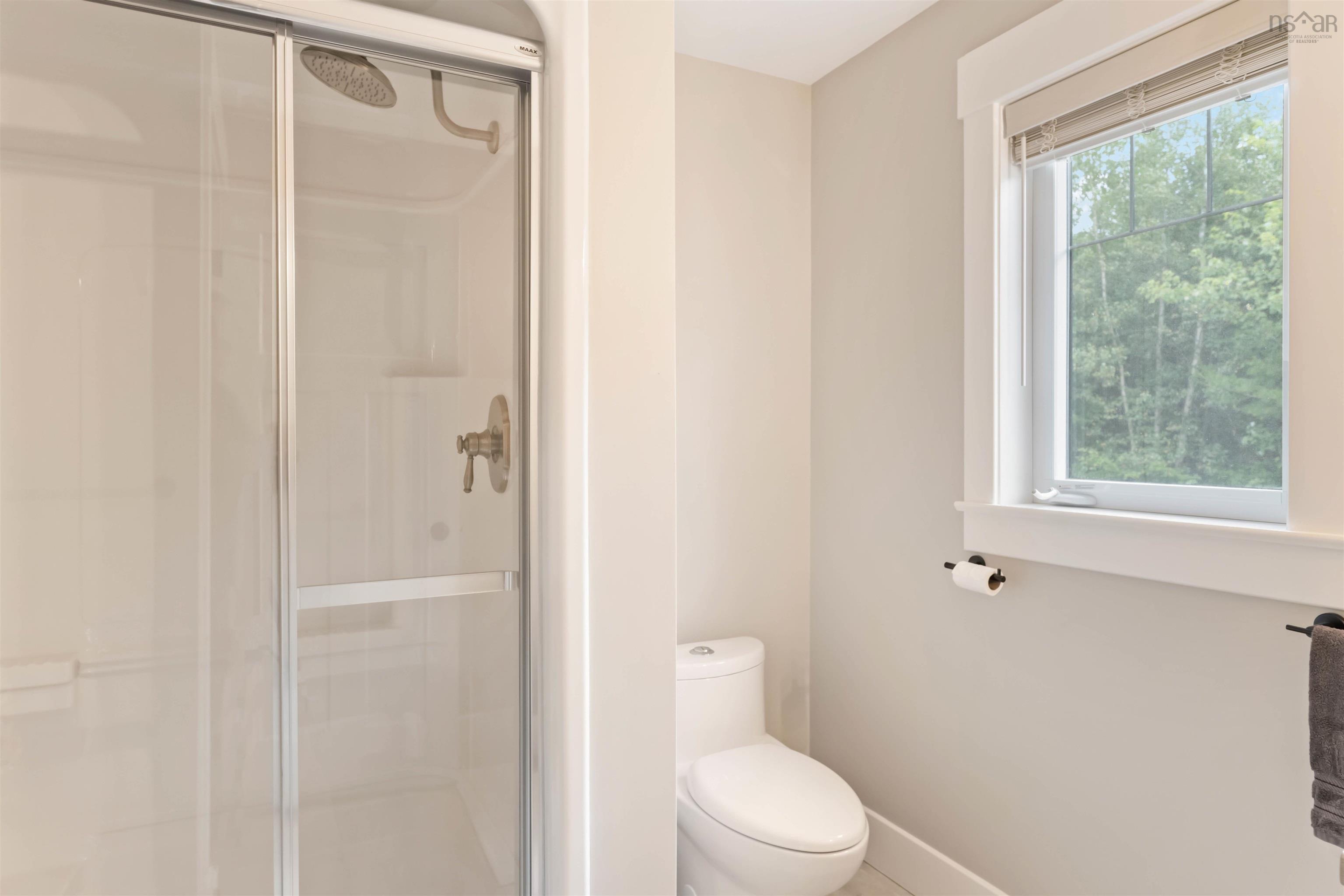 $649,900.00: 472 Alexander Mackenzie Road, South Farmington