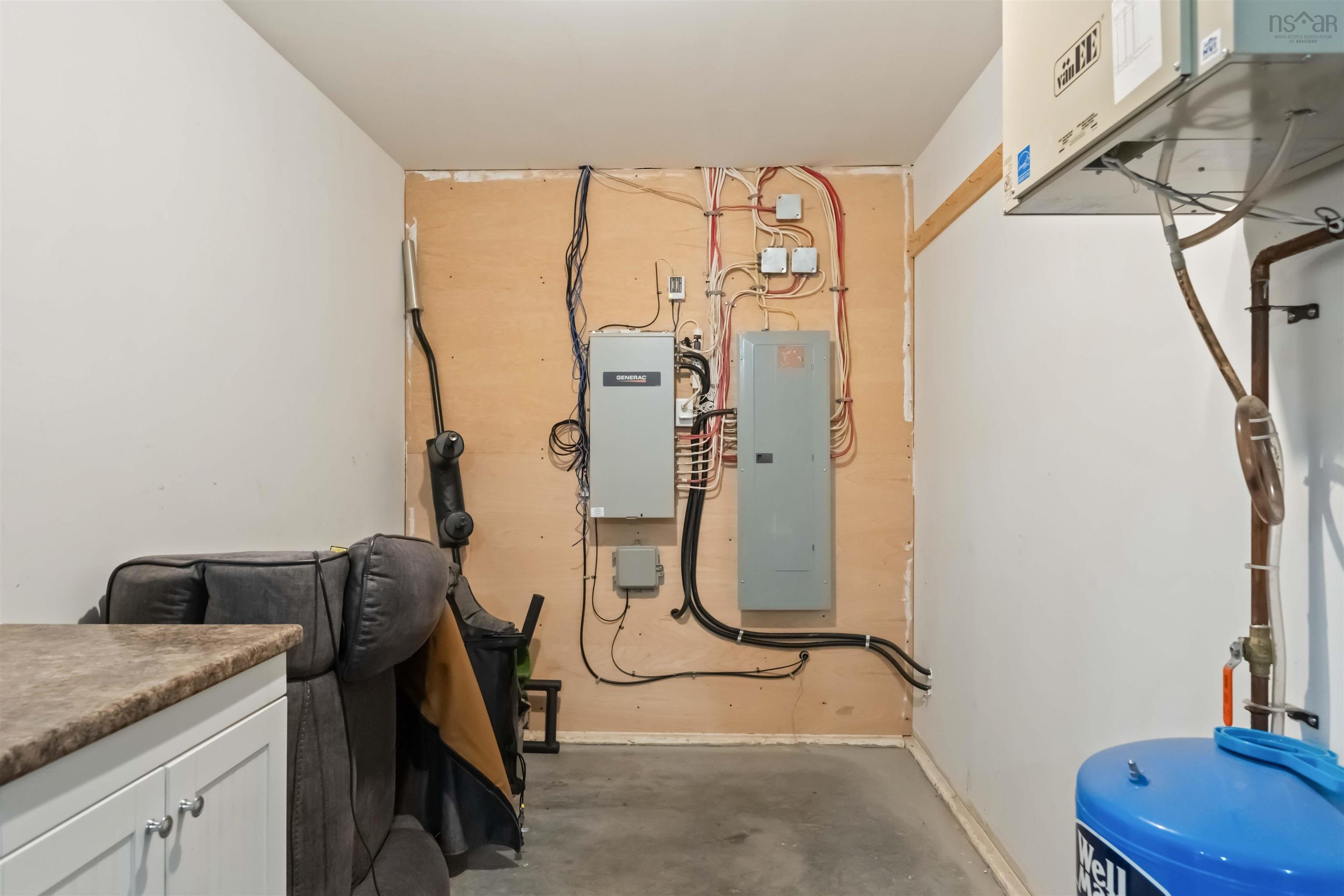 $649,900.00: 472 Alexander Mackenzie Road, South Farmington