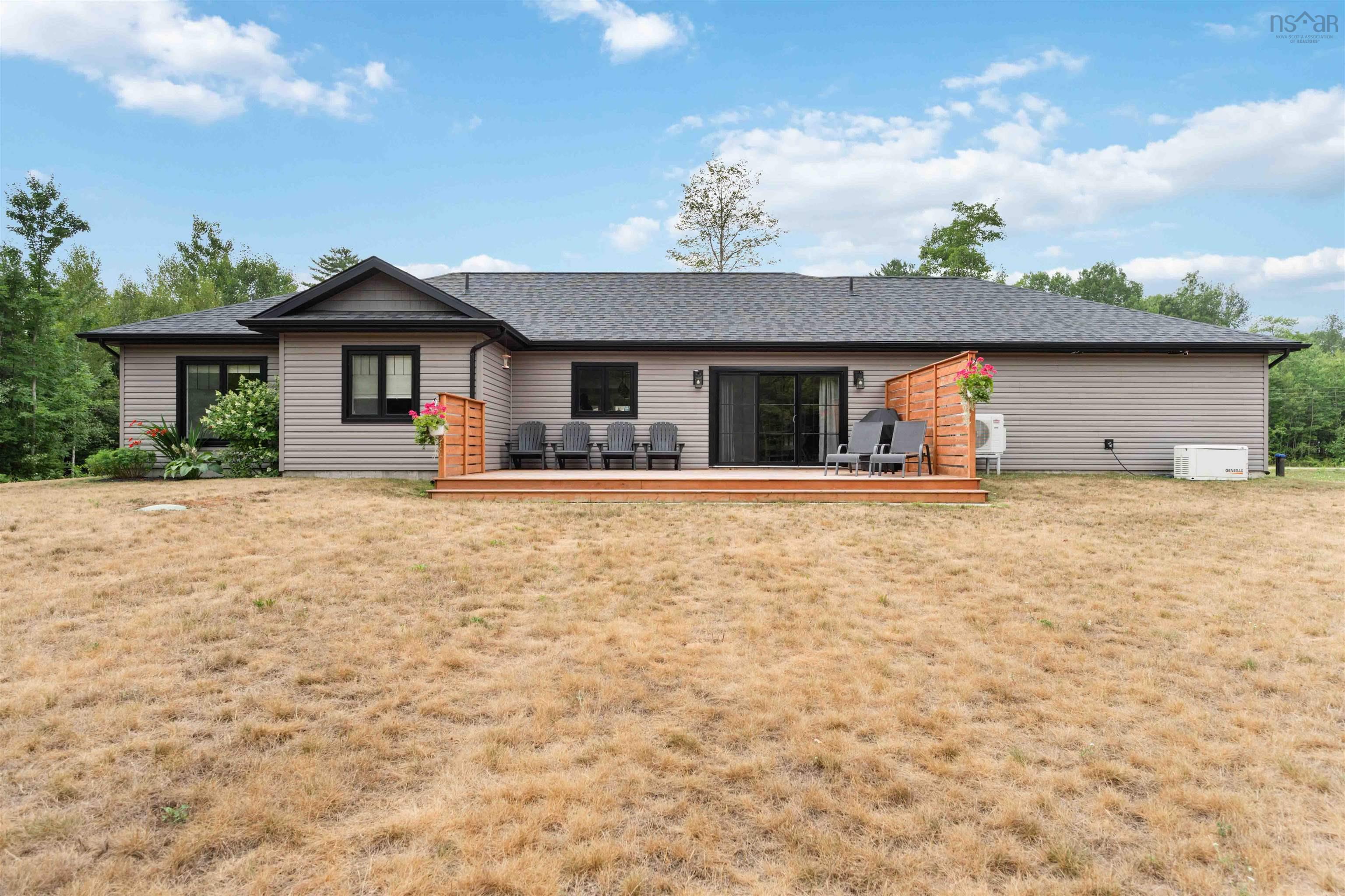 $649,900.00: 472 Alexander Mackenzie Road, South Farmington