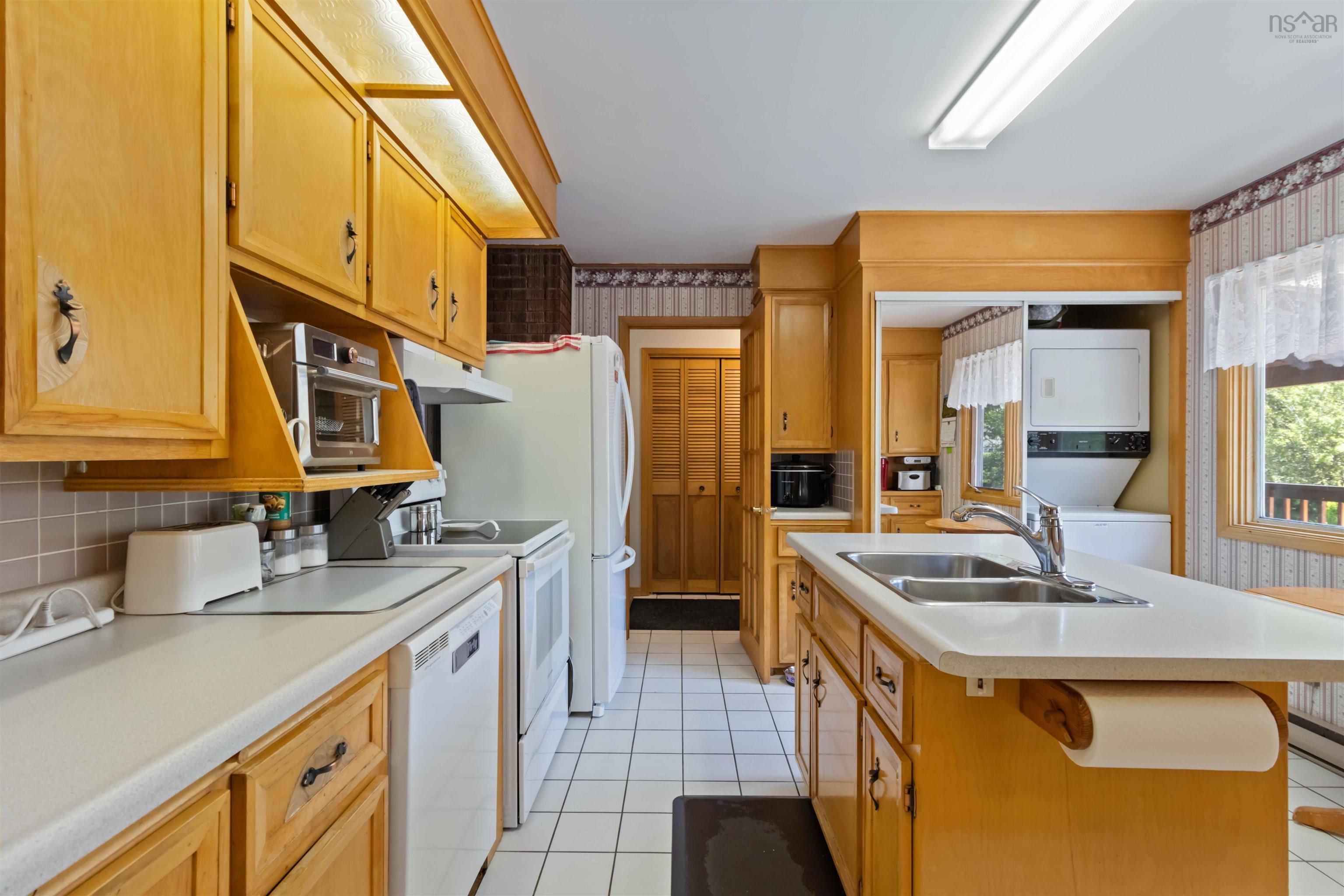 $549,000.00: 15933 Highway 3, Hebbville