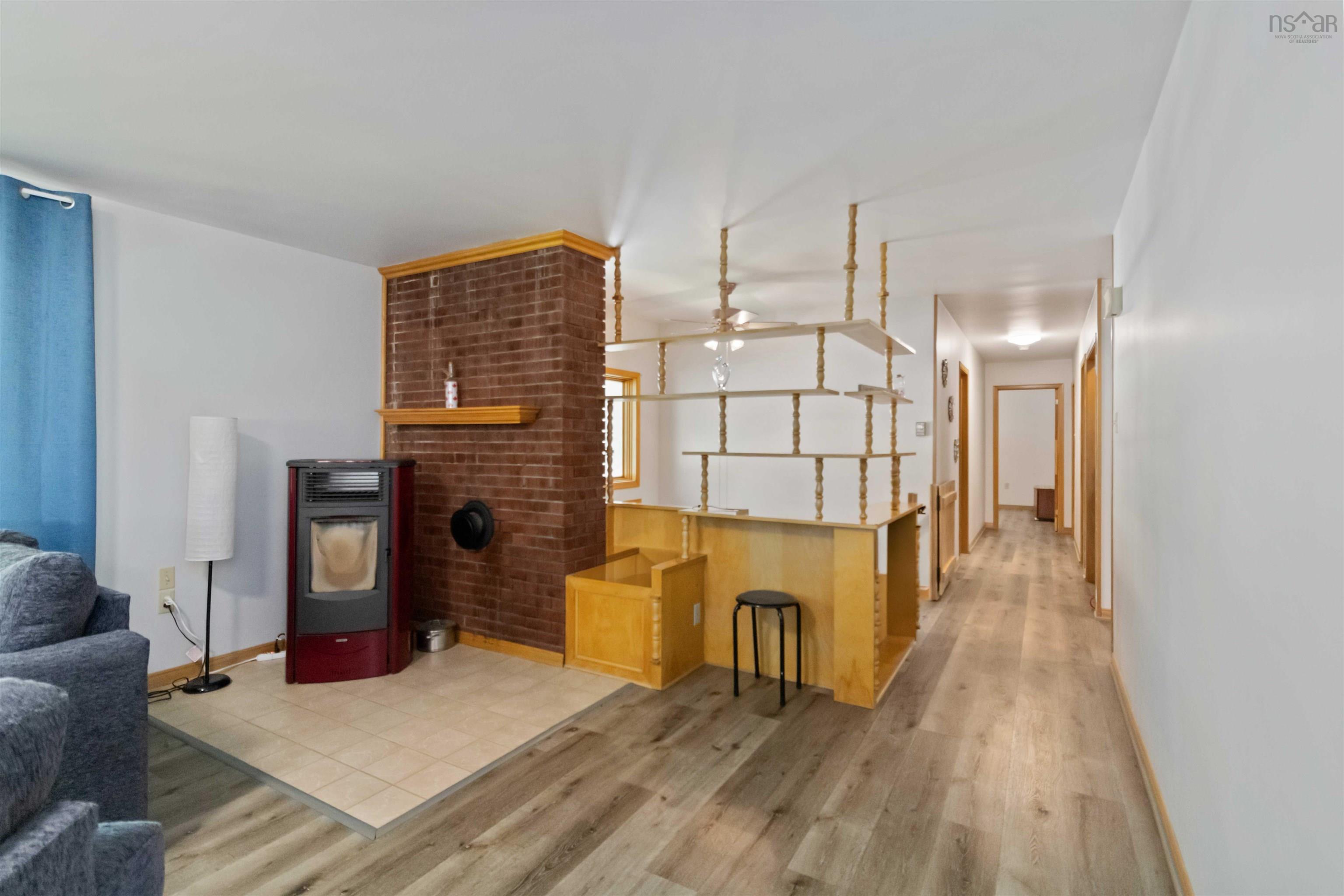 $549,000.00: 15933 Highway 3, Hebbville