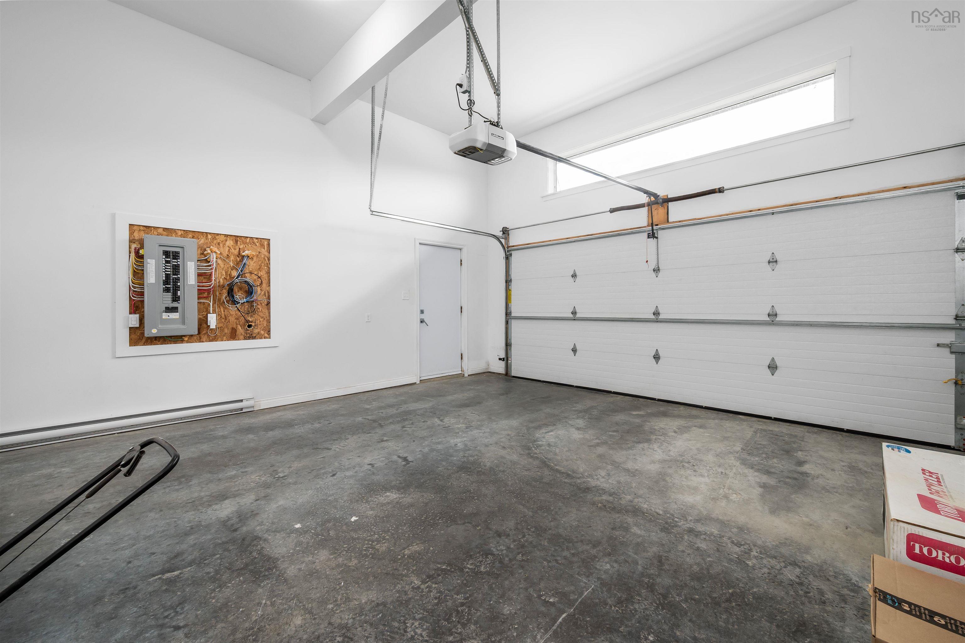 $924,900.00: 175 Cutter Drive, Halifax