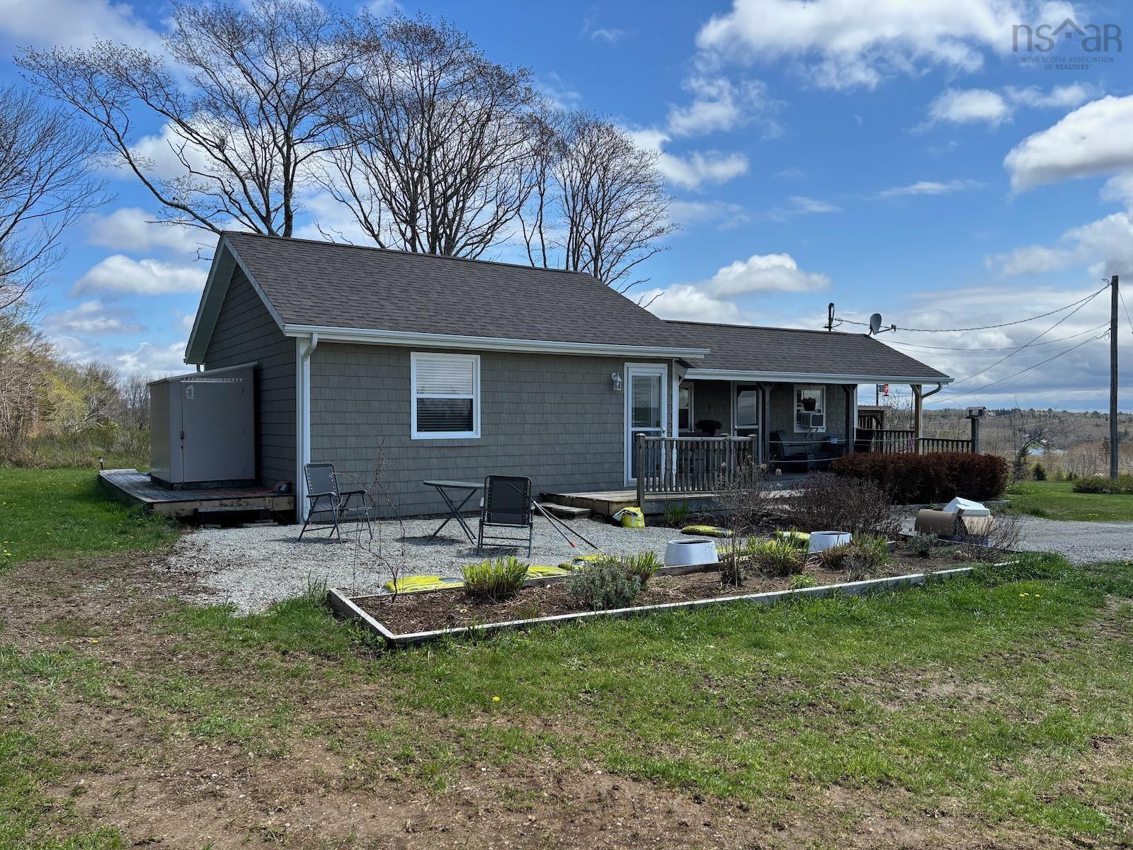 $449,000.00: 4173 Highway 340, Carleton