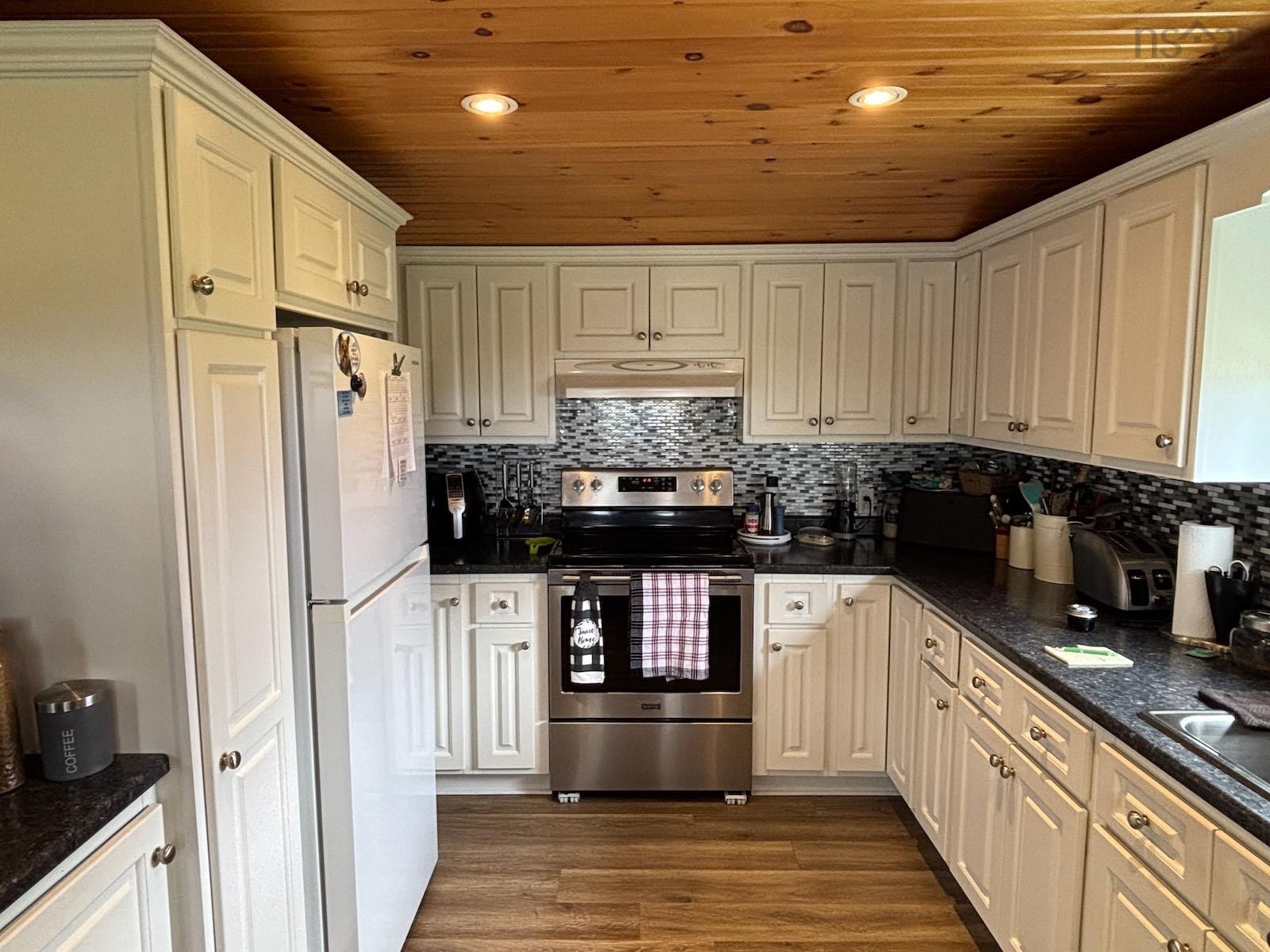 $449,000.00: 4173 Highway 340, Carleton