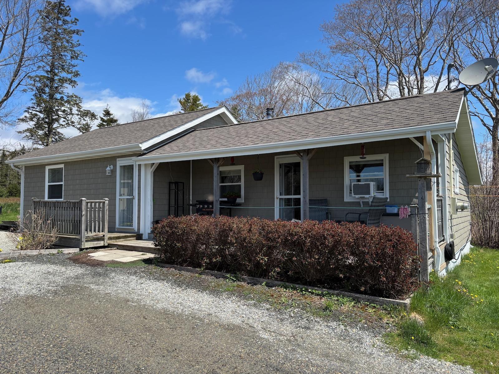 $449,000.00: 4173 Highway 340, Carleton