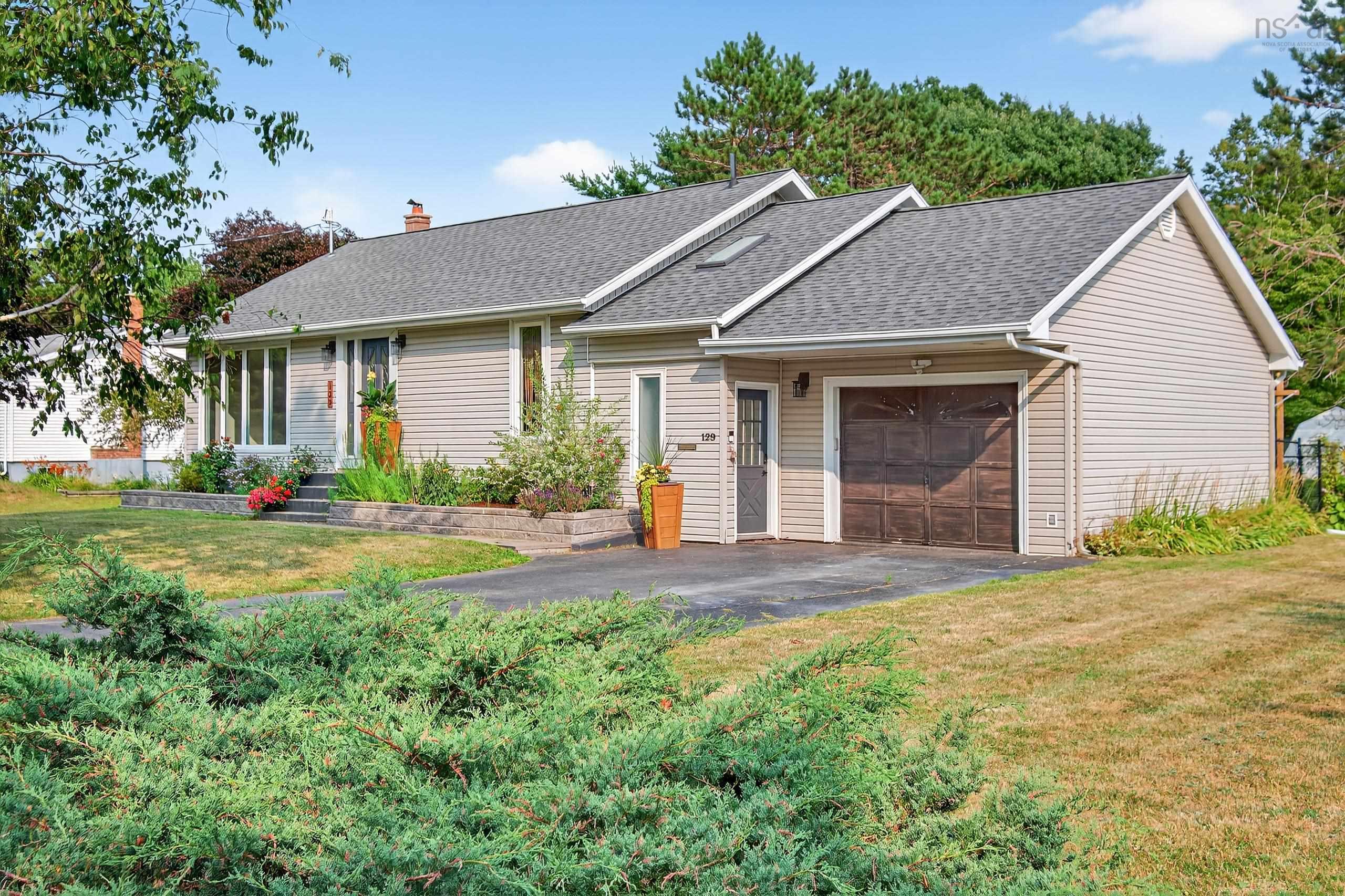 $389,900.00: 129 Thompson Avenue, Sydney River