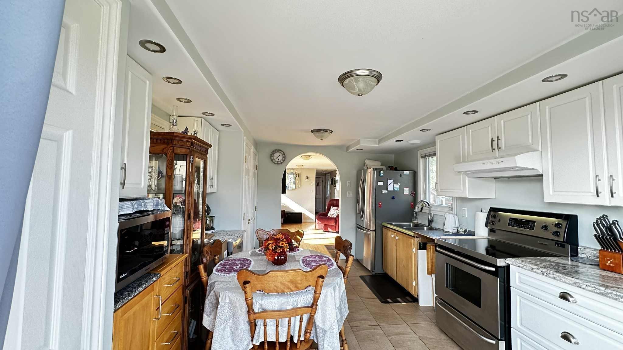 $249,000.00: 231 Scotia Drive, Goose Lake