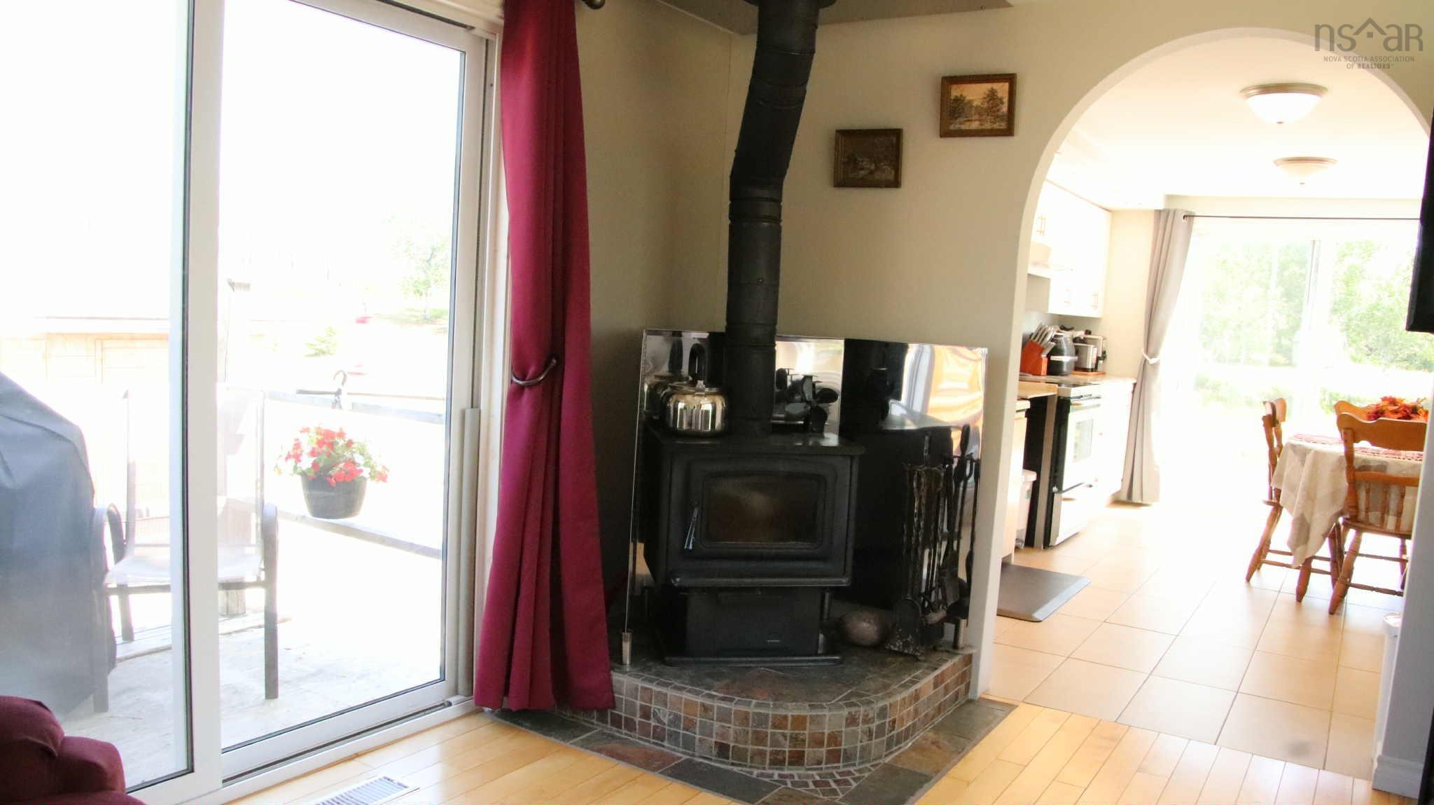 $249,000.00: 231 Scotia Drive, Goose Lake