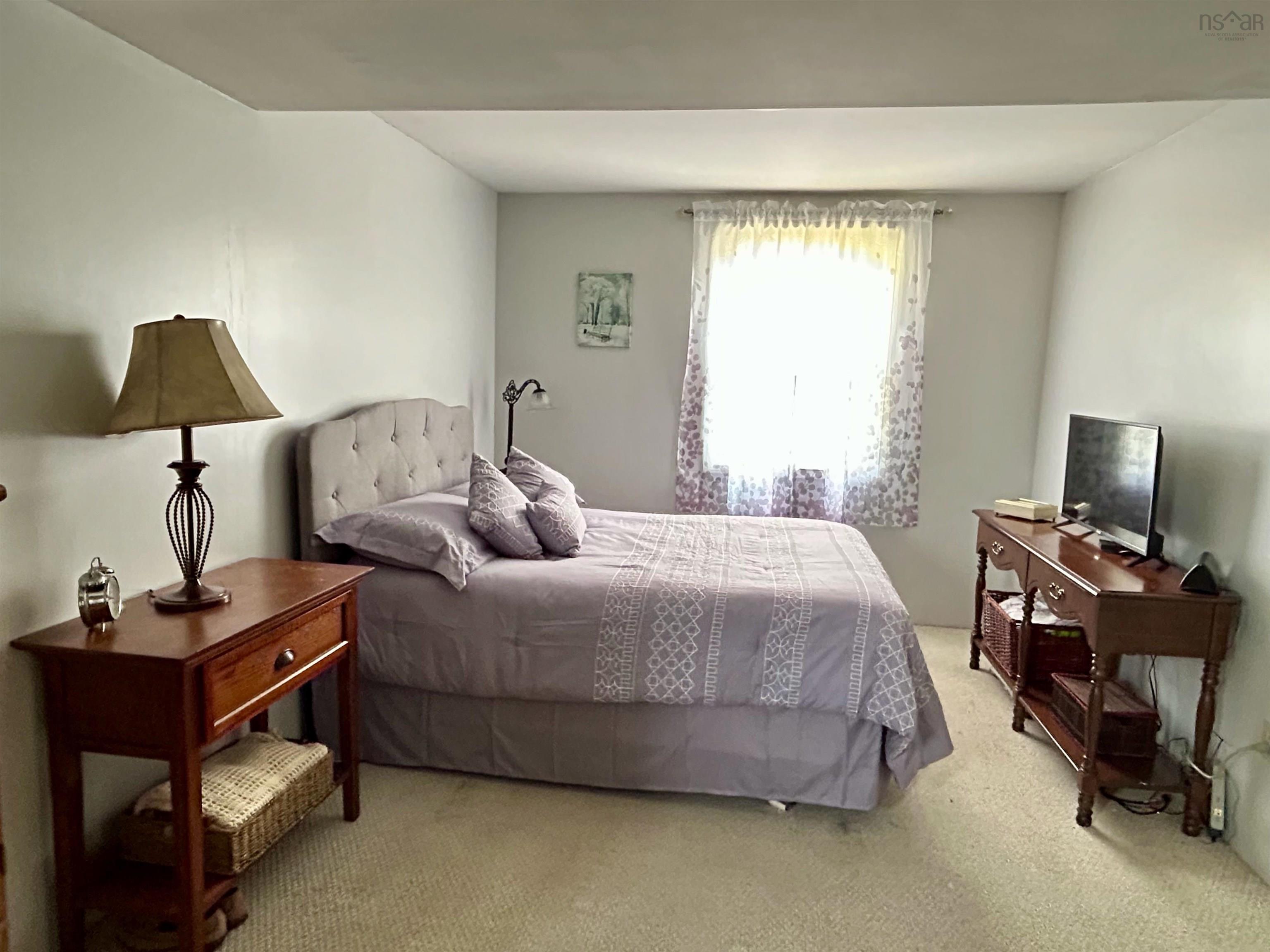 $270,000.00: 55 Newell Road, Plymouth