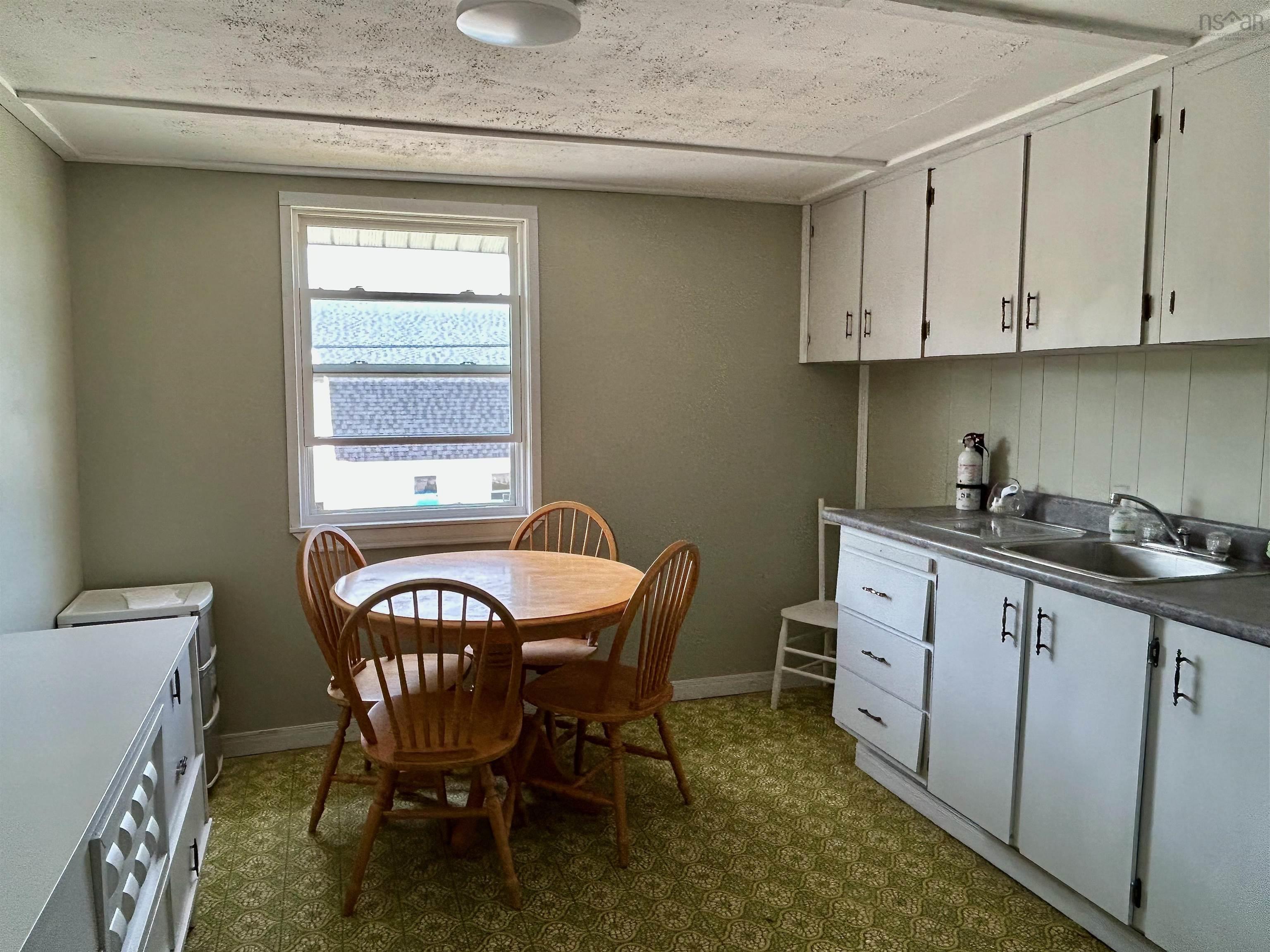 $270,000.00: 55 Newell Road, Plymouth